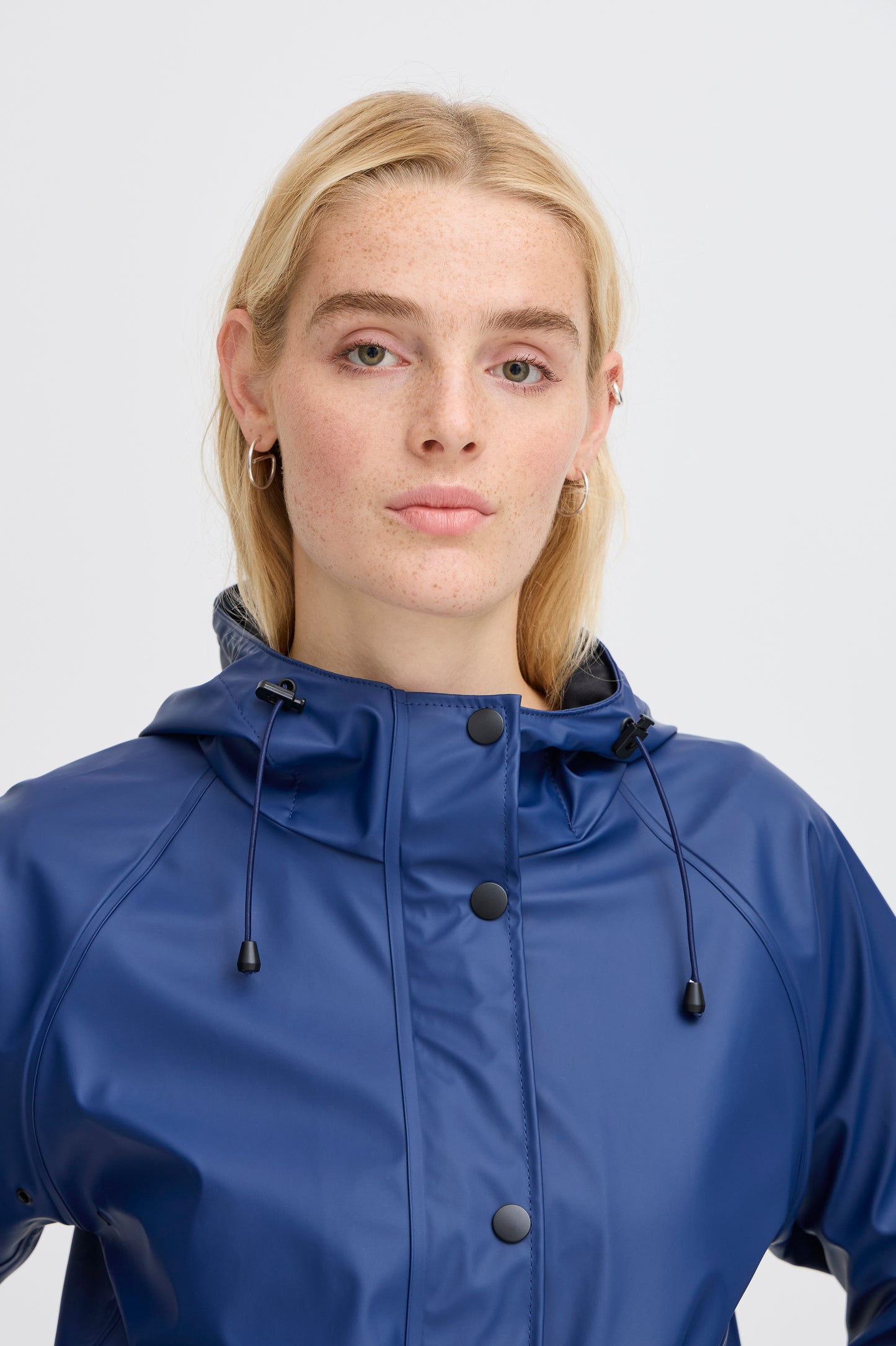 Ichi Ihtazi Raincoat | Medieval Blue