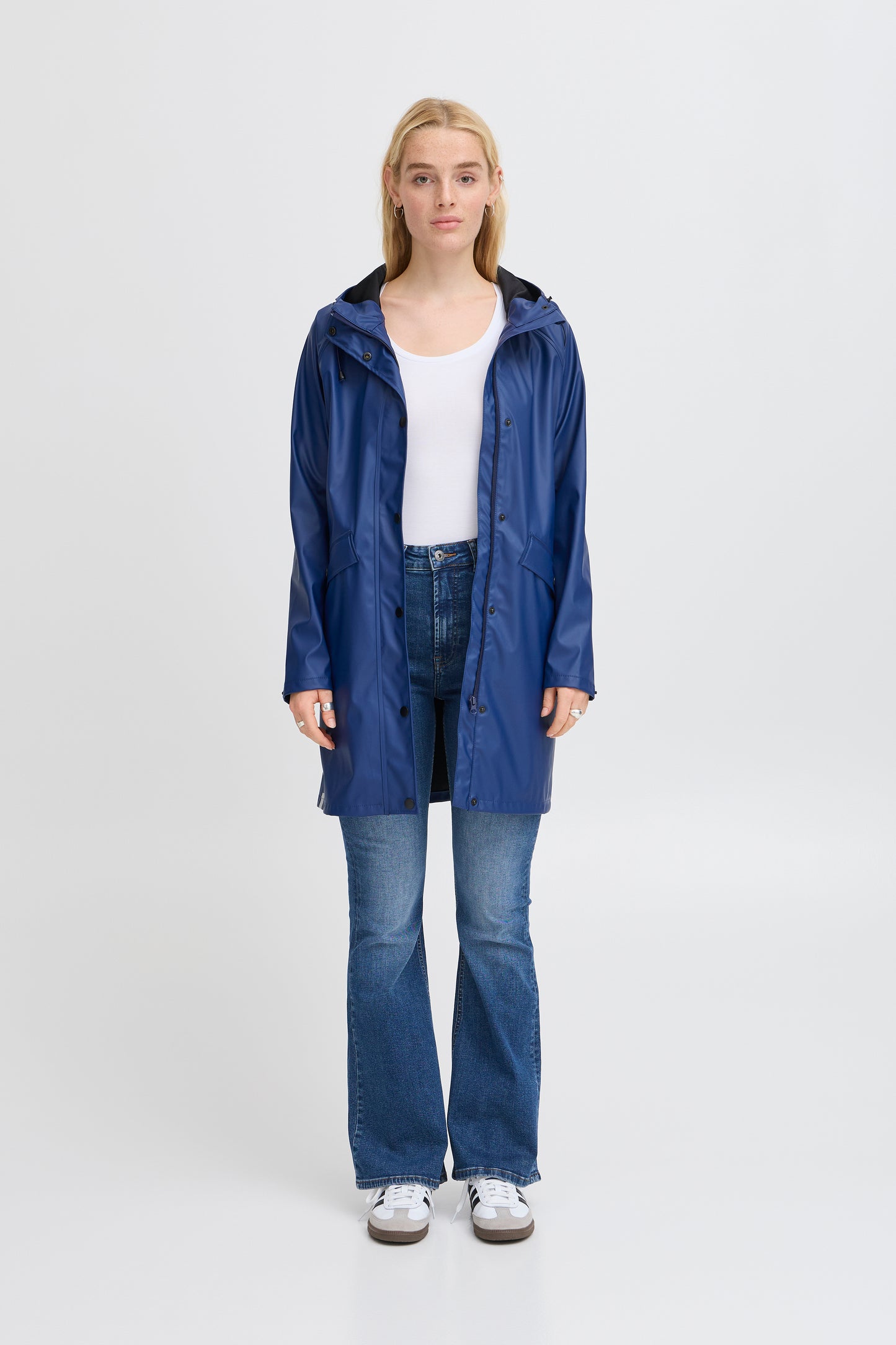 Ichi Ihtazi Raincoat | Medieval Blue