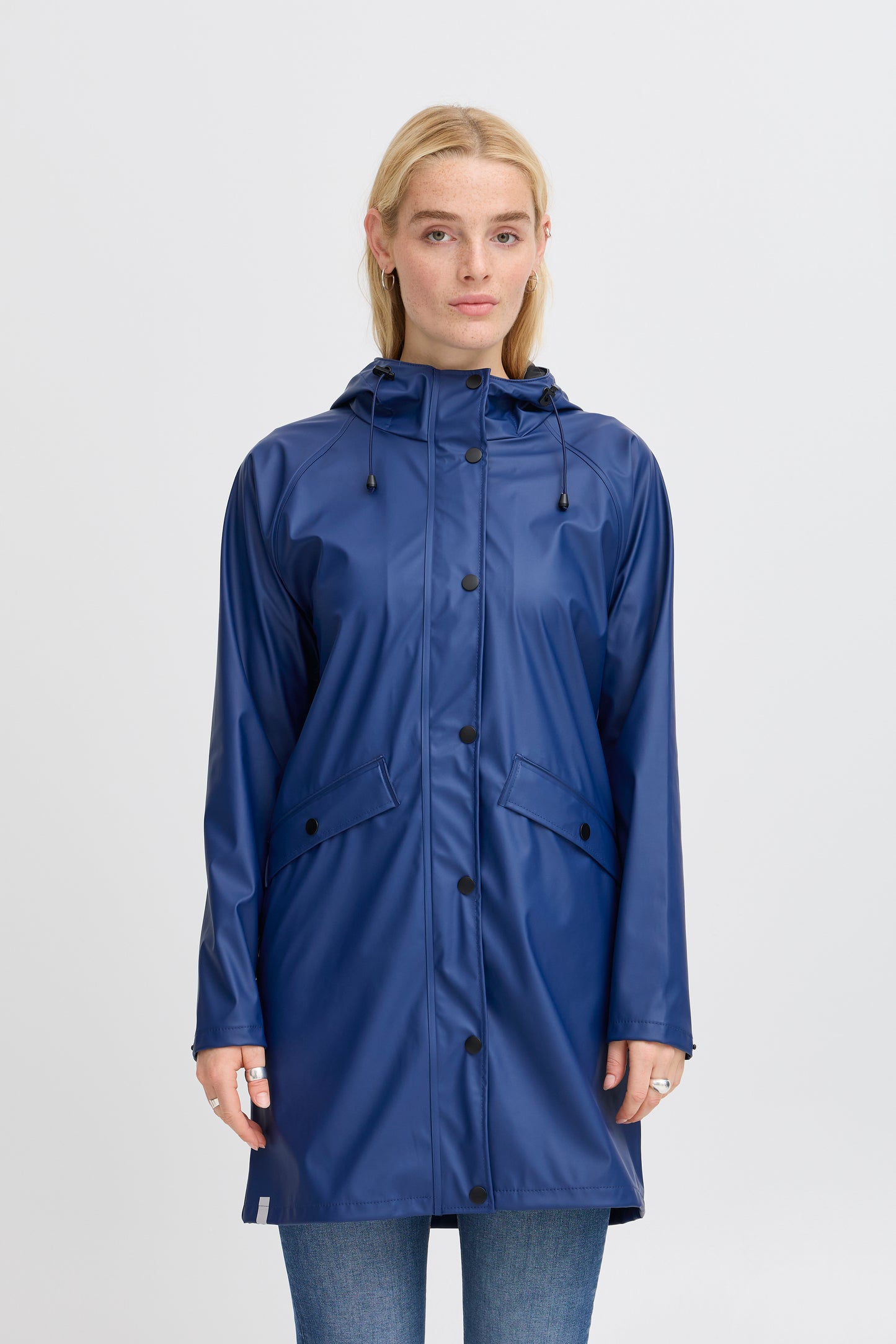 Ichi Ihtazi Raincoat | Medieval Blue