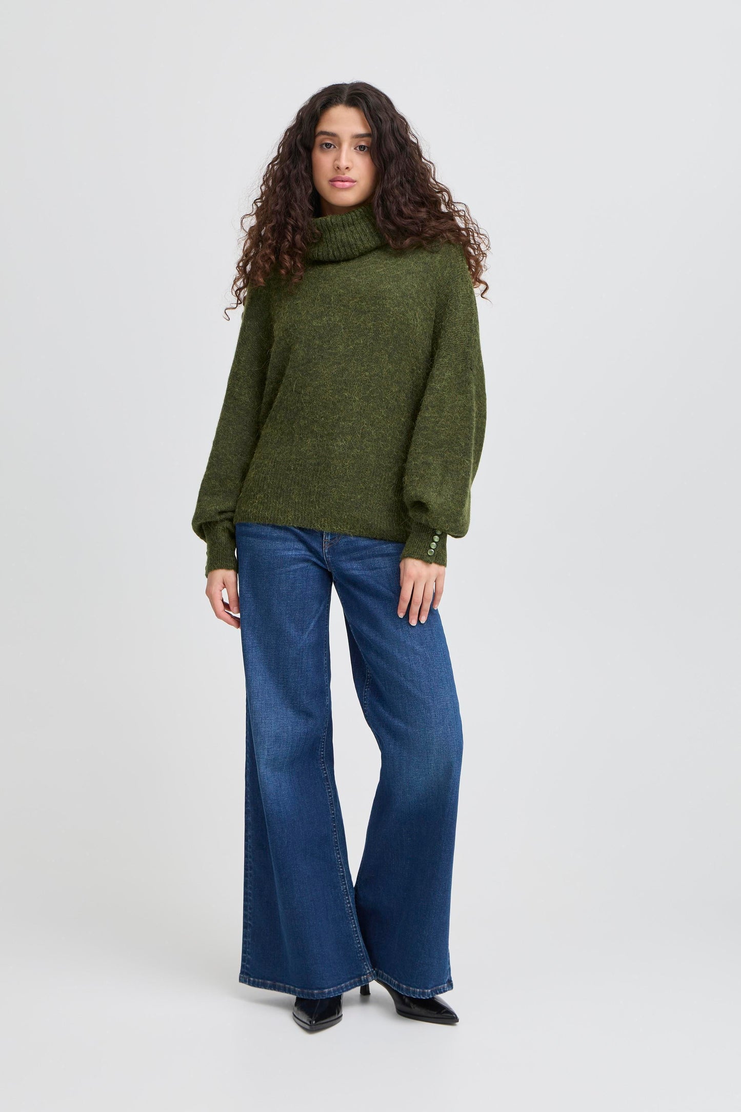 Ichi Kamara Roll Neck Jumper | Rifle Green