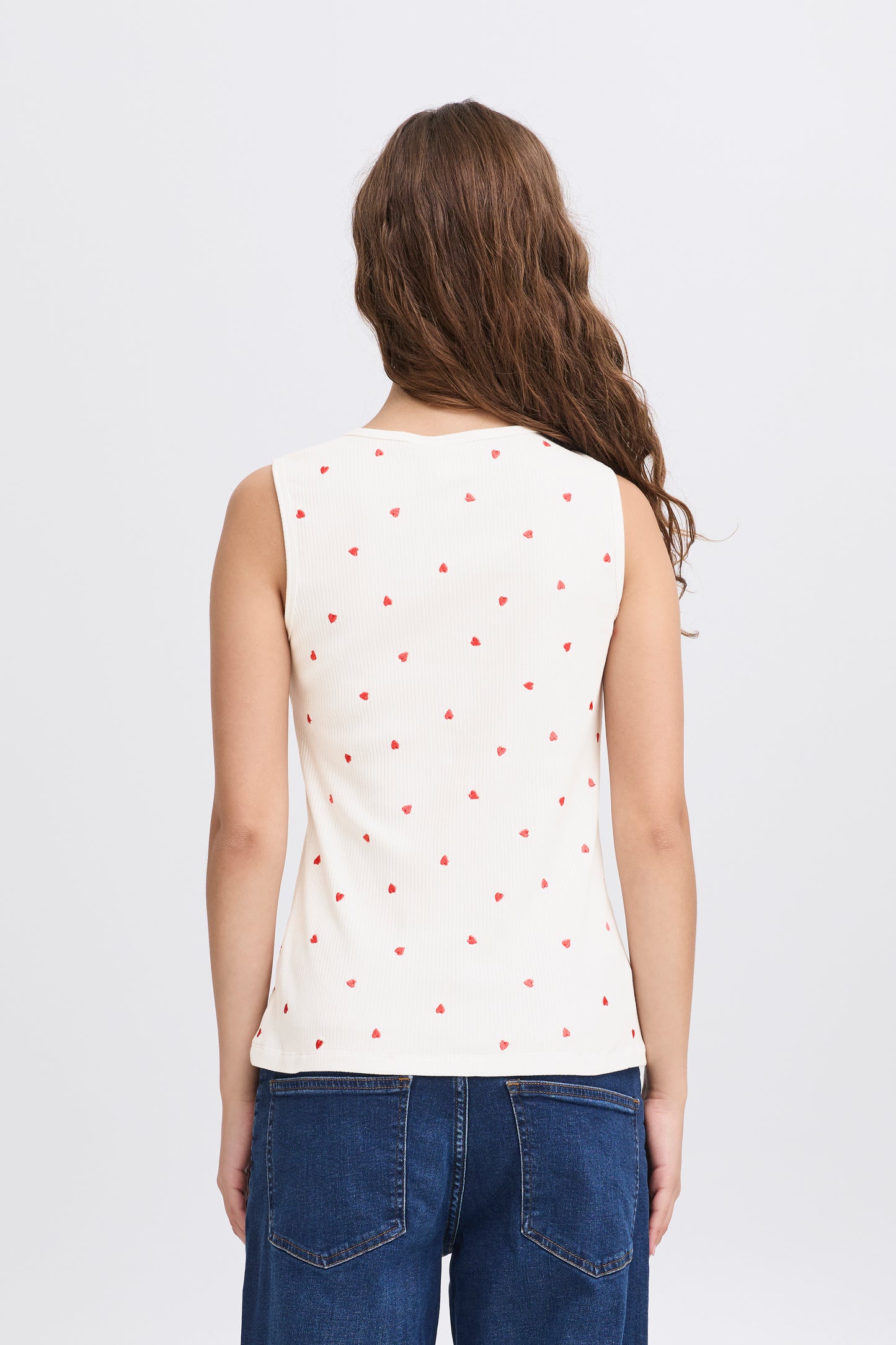 Ichi Ihpalma Vest Top | Cloud Dancer with Heart Emblem
