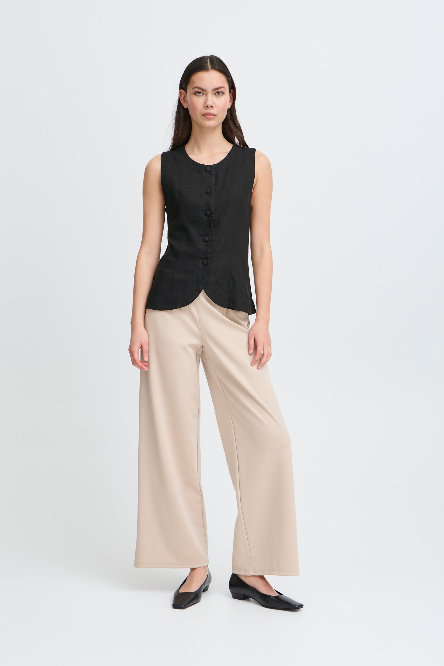 Ichi Linno Waistcoat | Black