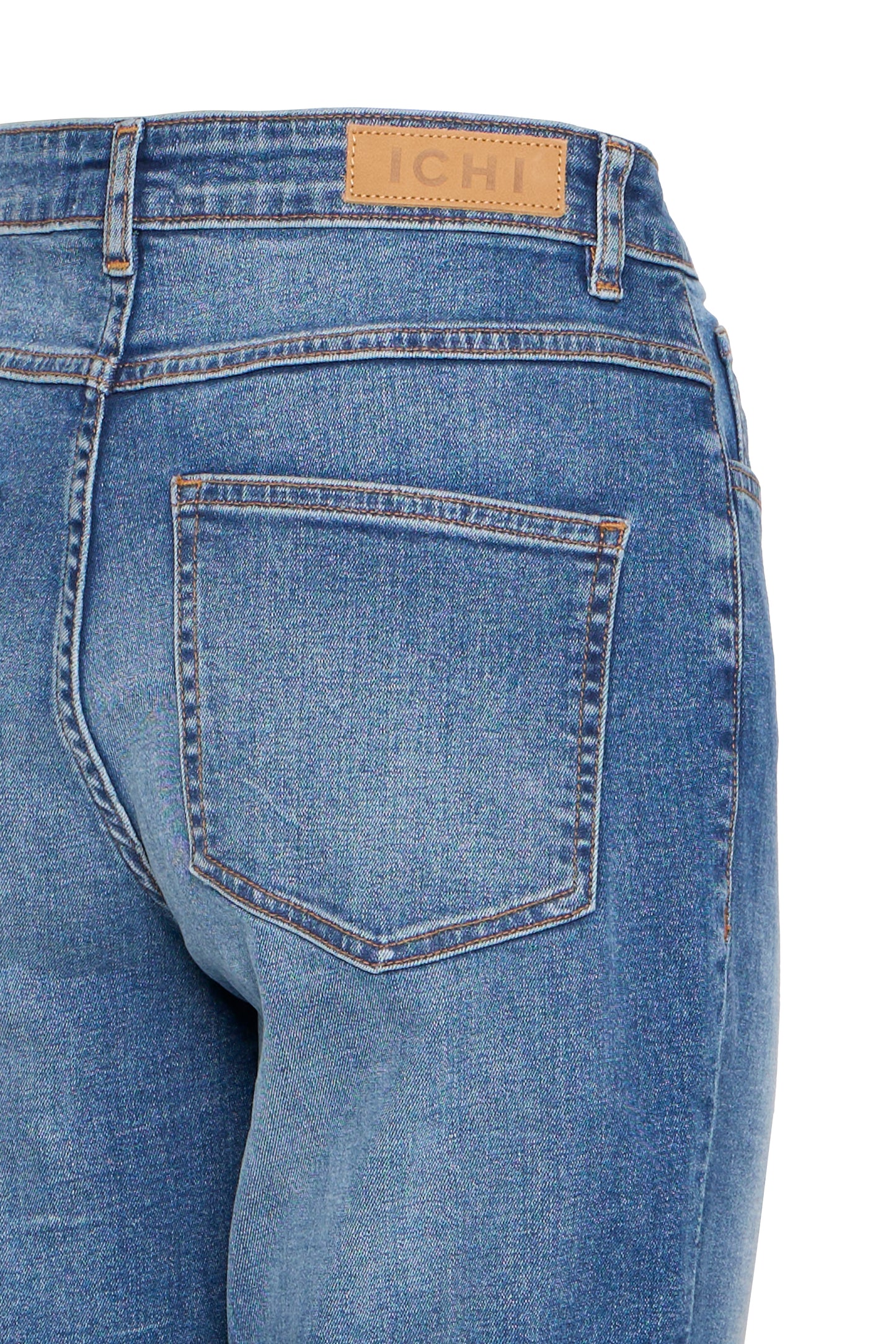 Ichi Ihtwiggy Capri Jeans | Washed Medium Blue