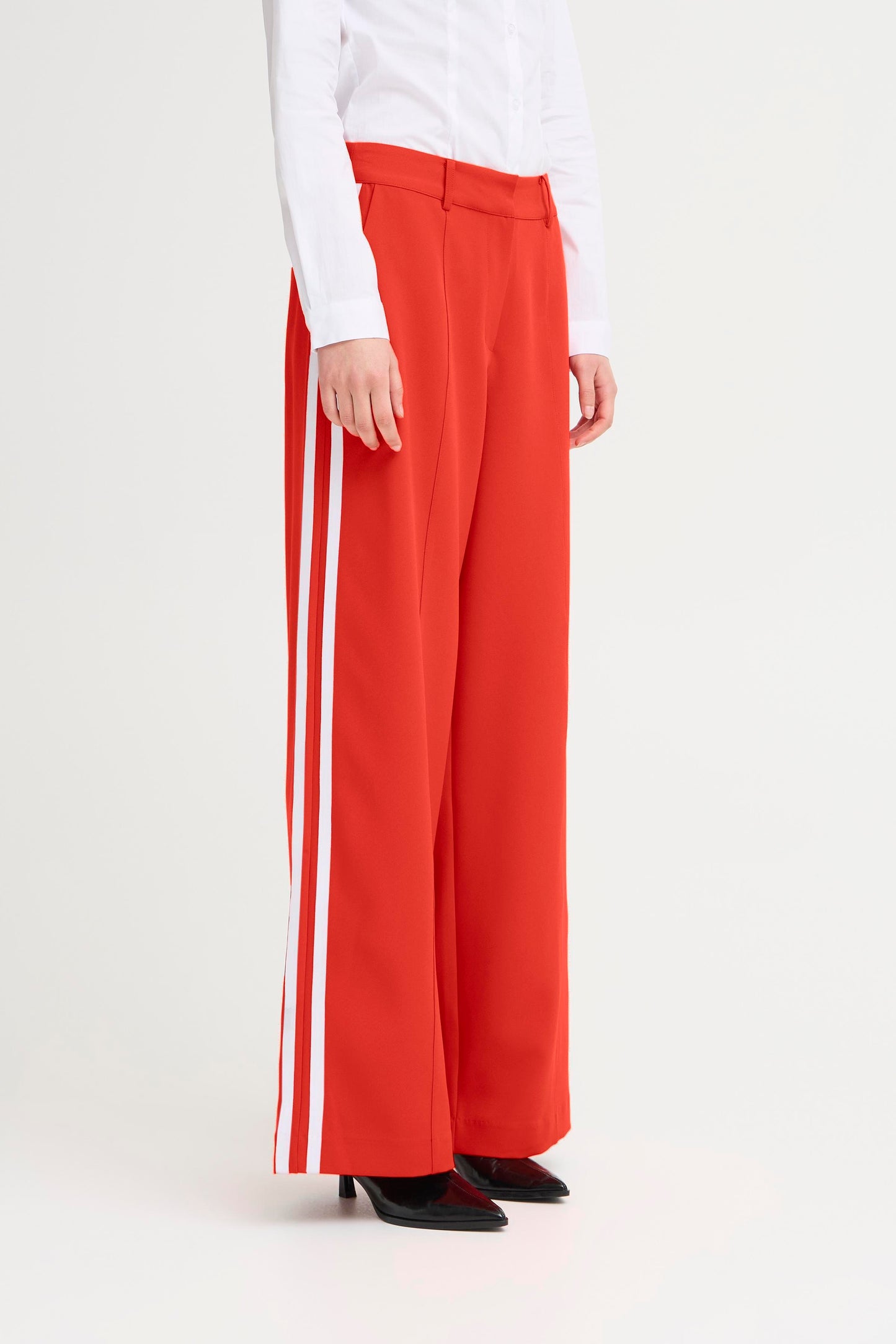 Ichi Folavi Trousers | Fiery Red