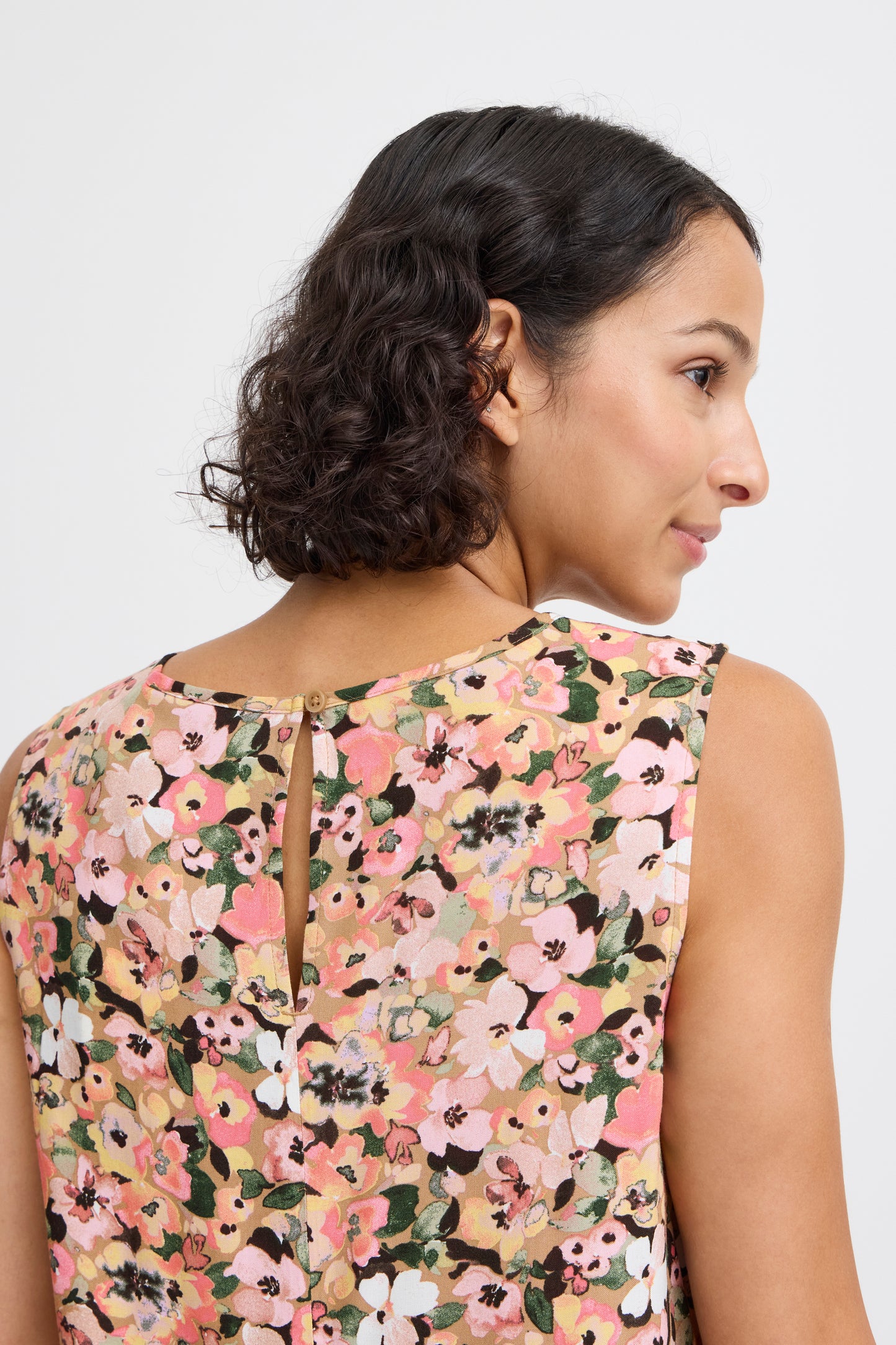 B Young Bymmjoella Sleeveless Top | Coral Blush Flower