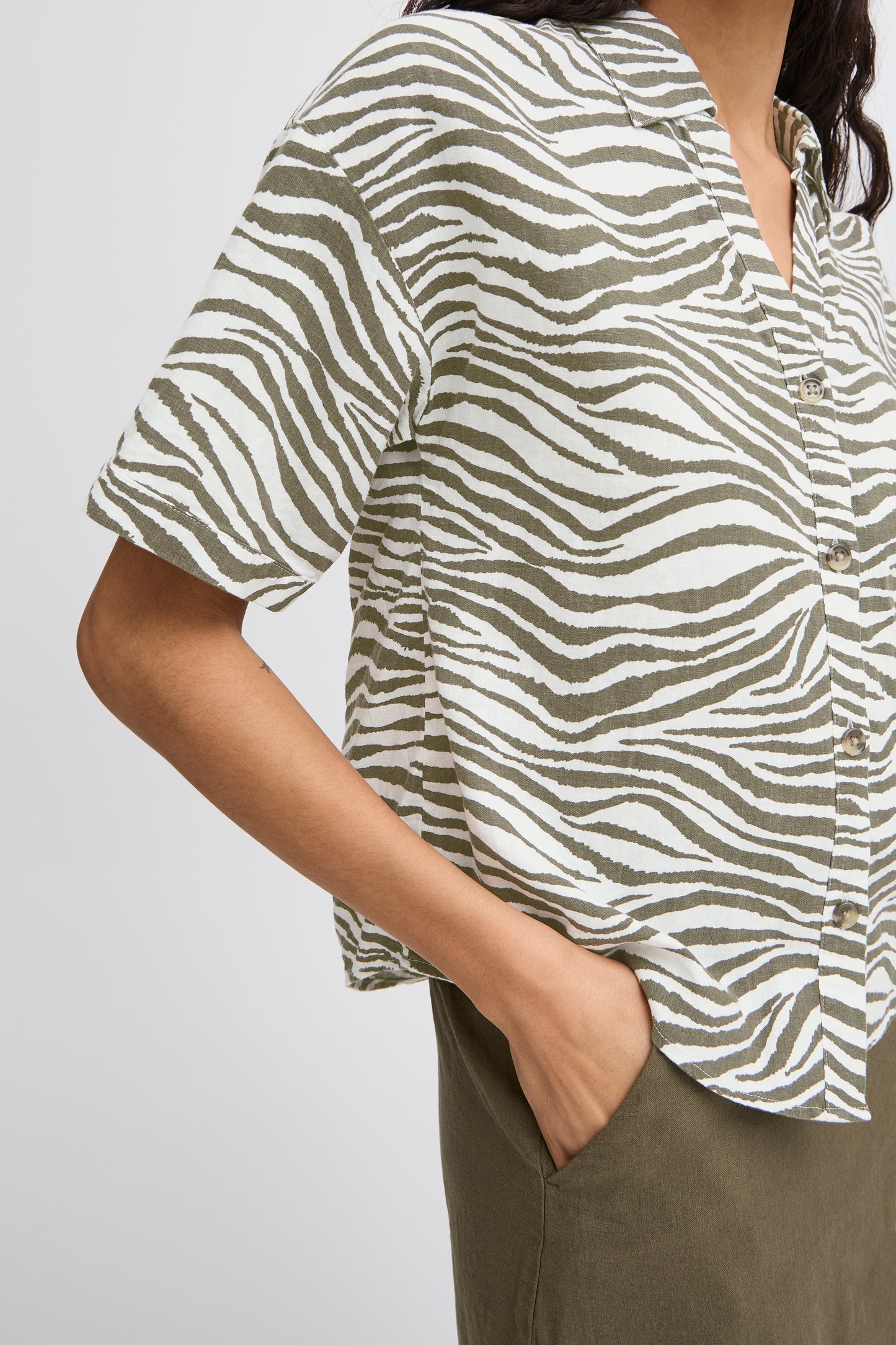 B Young Byfalakka Short Sleeve Shirt | Animal Kalamata Mix