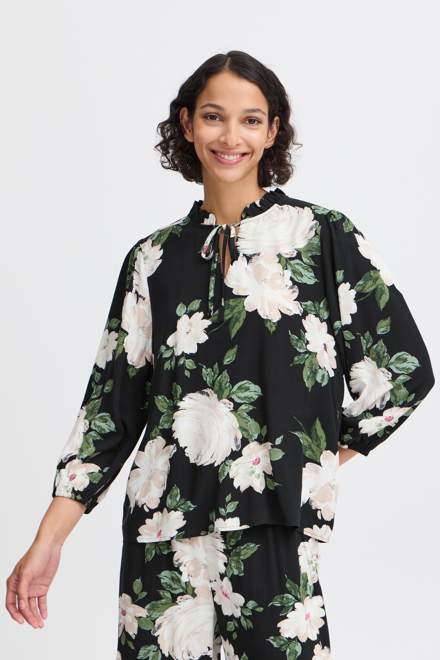 B Young Bymmjoella V-Neck Blouse | Black Roses