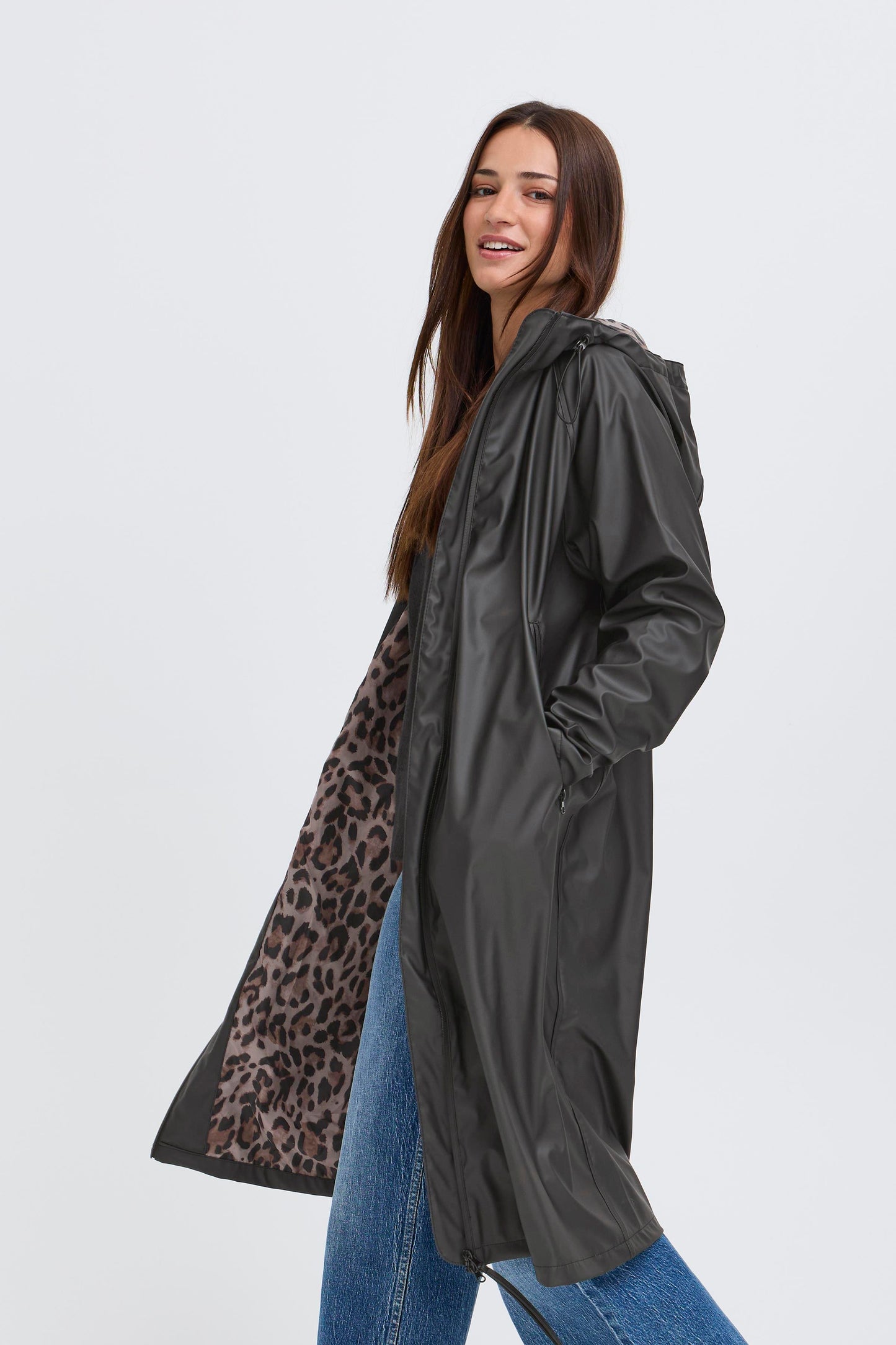 B Young Avan Coat | Black