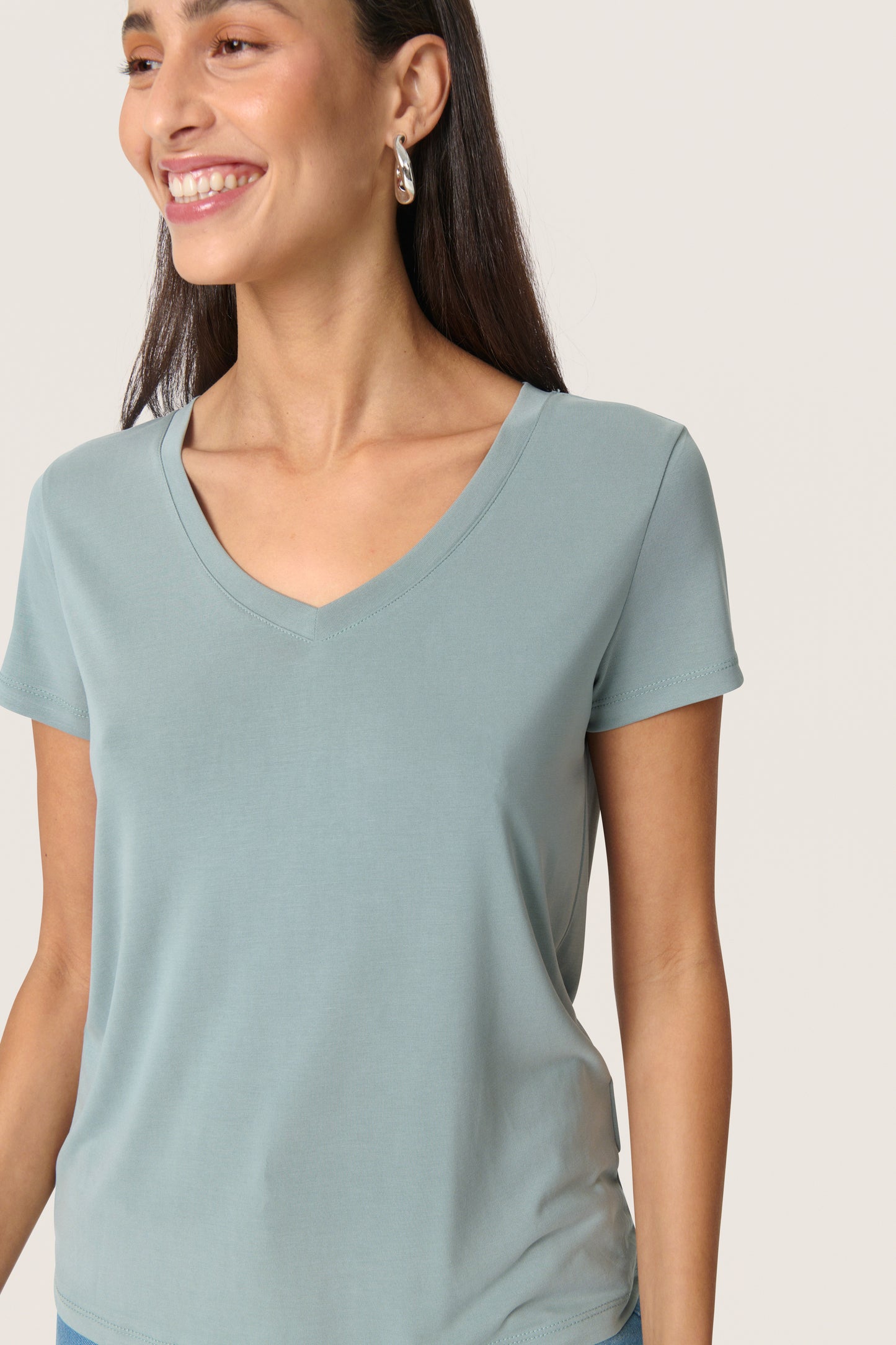 Soaked in Luxury Columbine V-Neck T-Shirt | Silver Blue