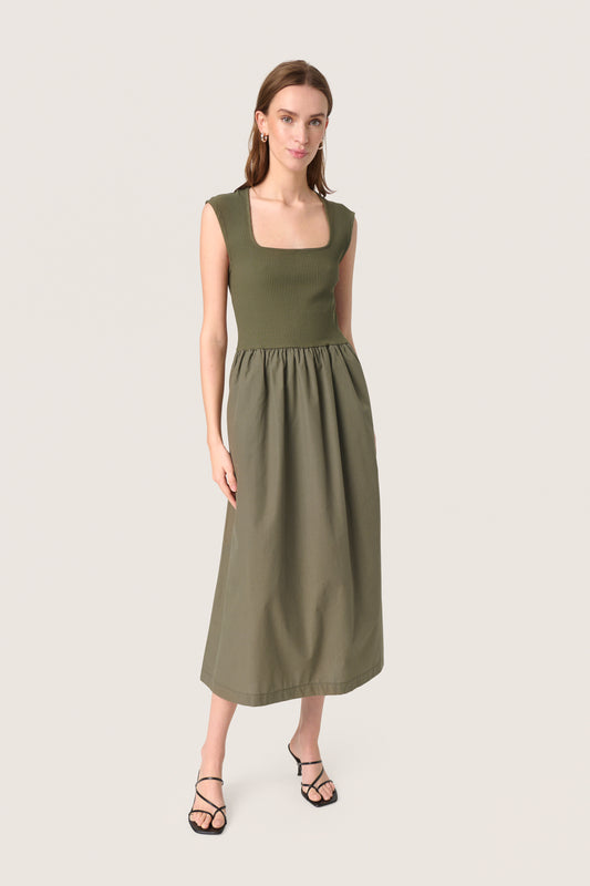 Soaked in Luxury Simone Phoebe Dress | Grape Leaf