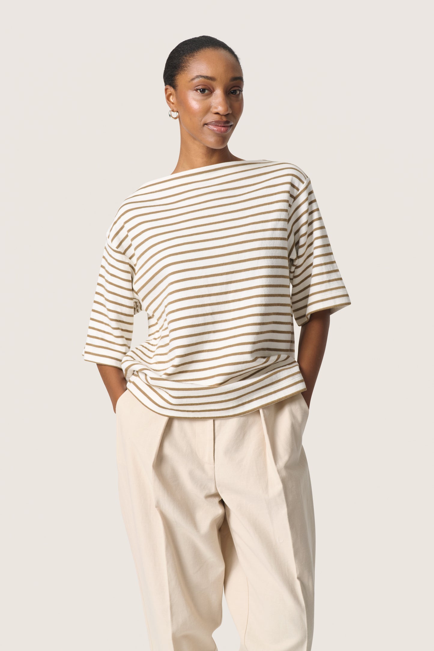 Soaked in Luxury Ingina Sweatshirt | White & Elm Stripe