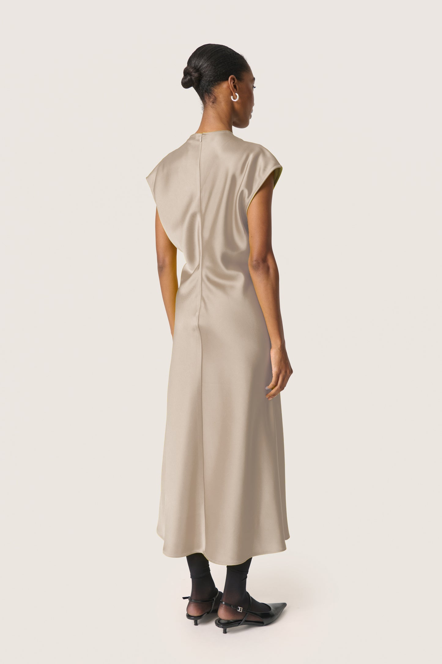 Soaked in Luxury Liva Midi Dress | Ancient Scroll