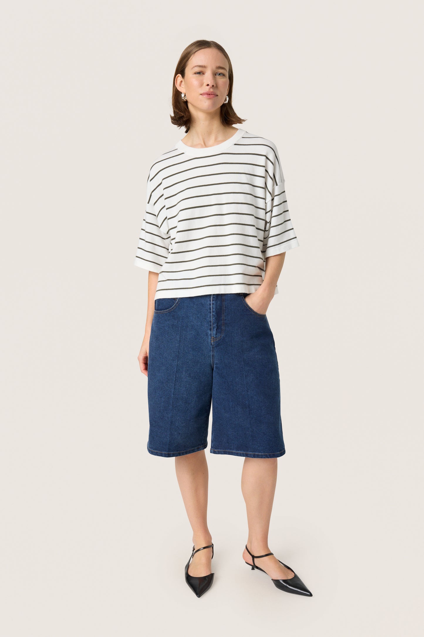 Soaked In Luxury Spina Boxy Pullover | White with Grape Leaf Stripe