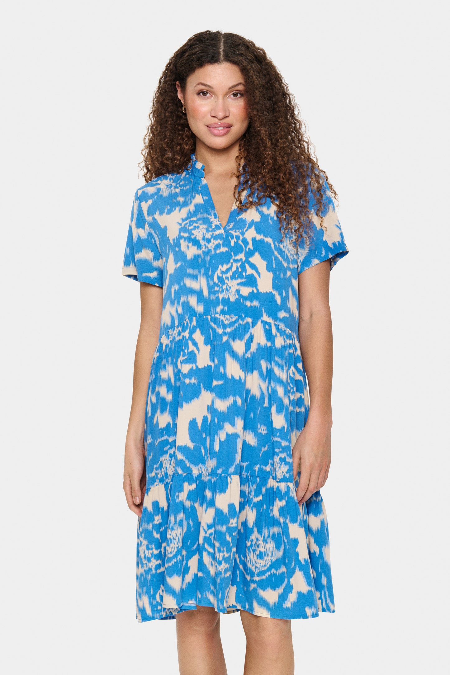 Saint Tropez Eda Short Sleeve Dress | Campanula Water Blooms