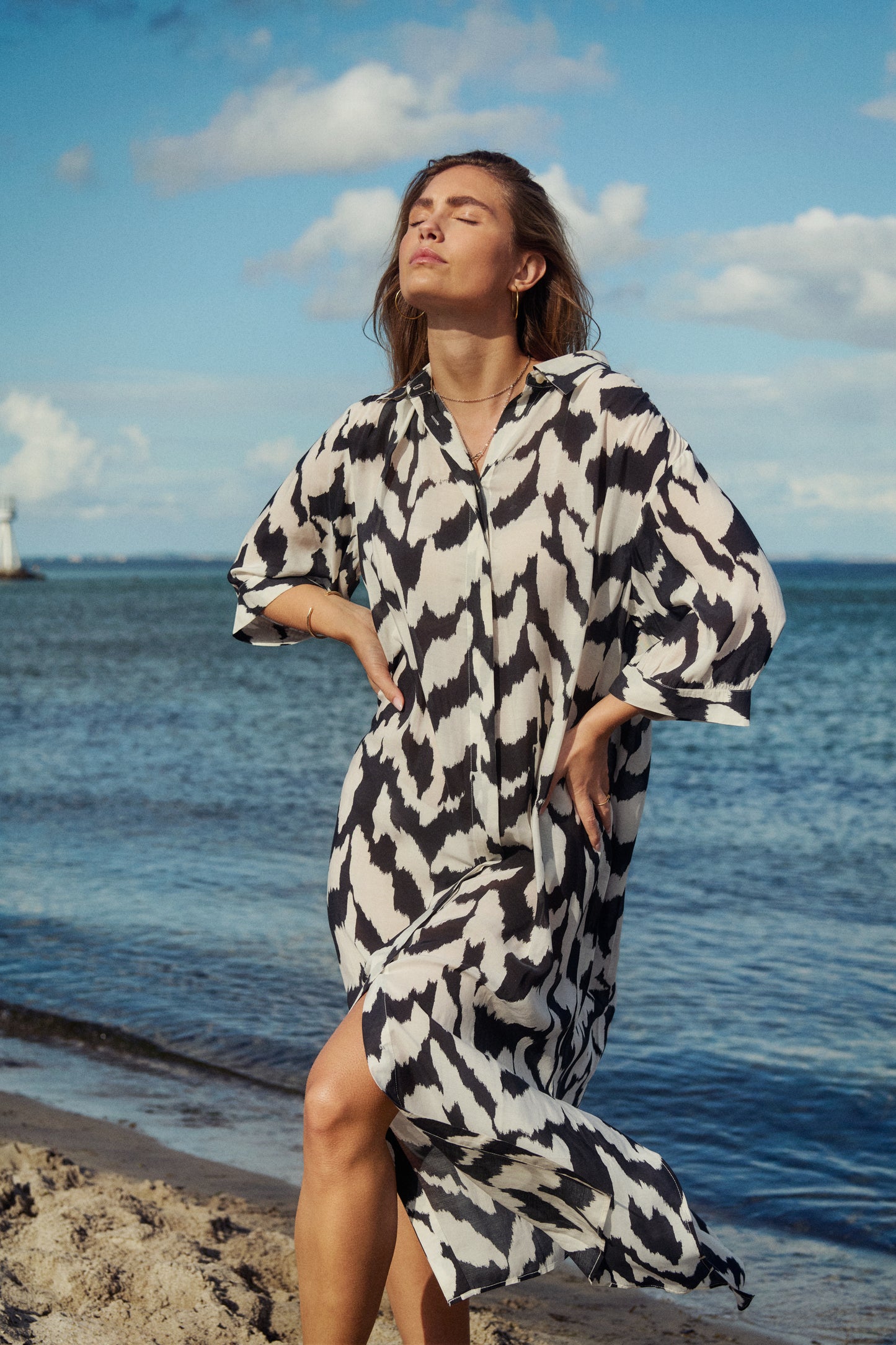 Saint Tropez Kelsie Shirt Dress | Black Monochrome Stokes