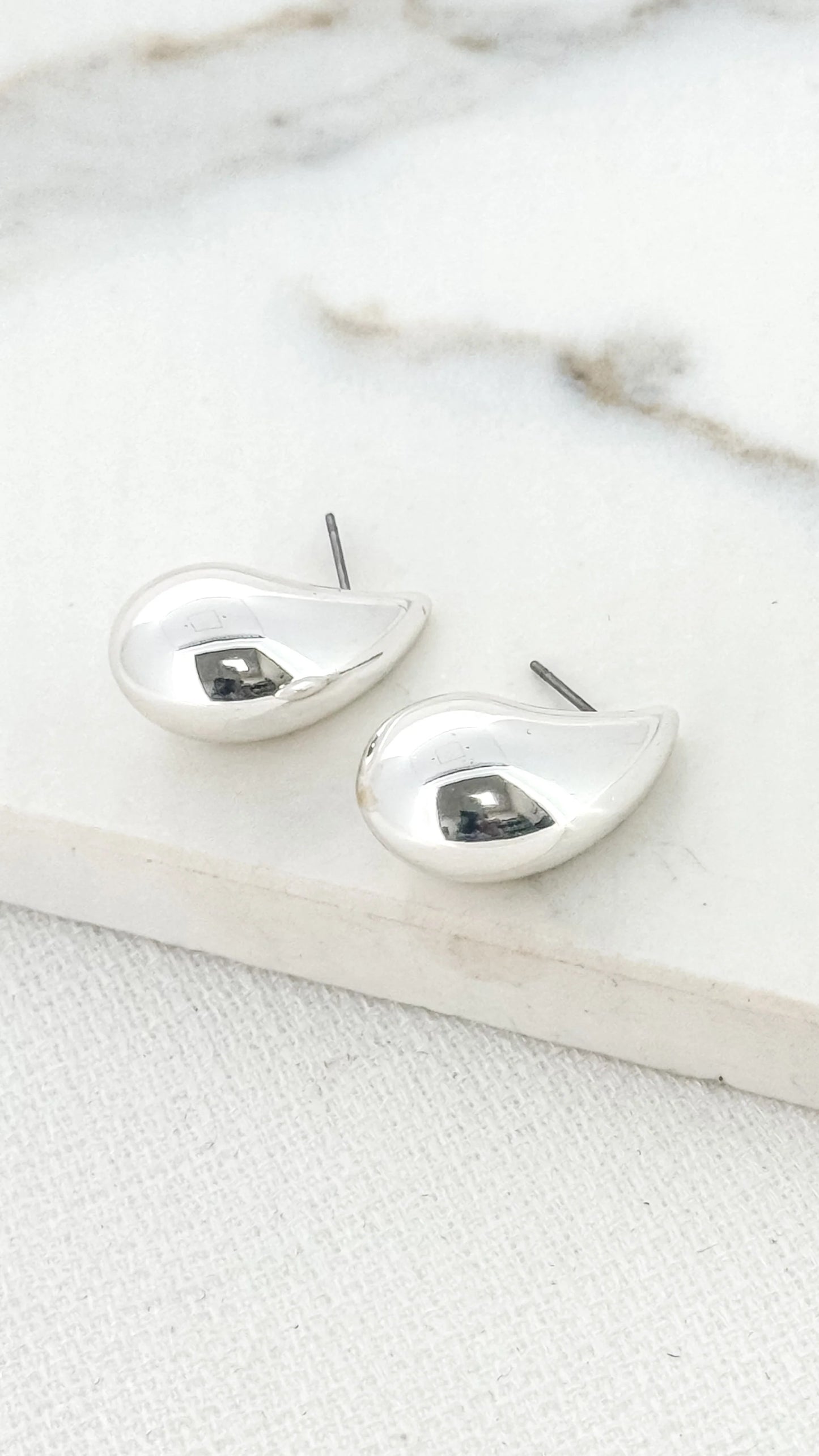 Envy Small Silver Teardrop Earring