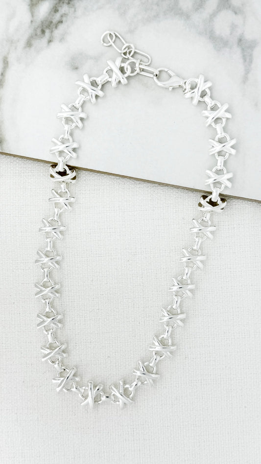 Envy Short Silver Cross Design Necklace
