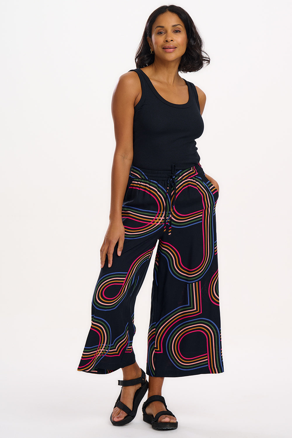 Ameera Cropped Wide Leg Trousers | Black Retro Racer