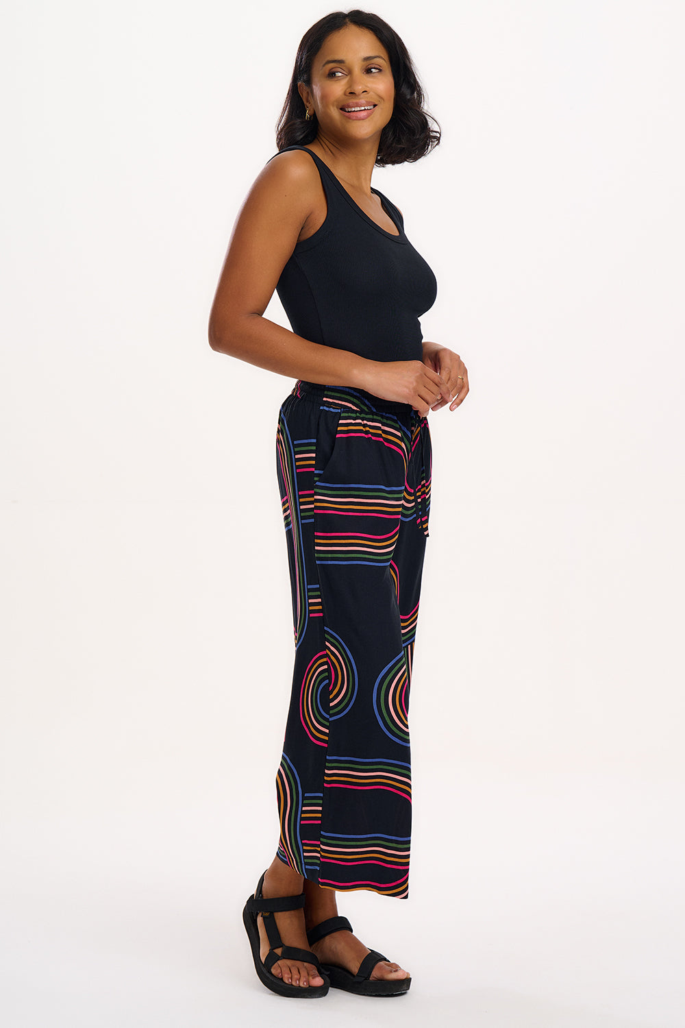 Ameera Cropped Wide Leg Trousers | Black Retro Racer