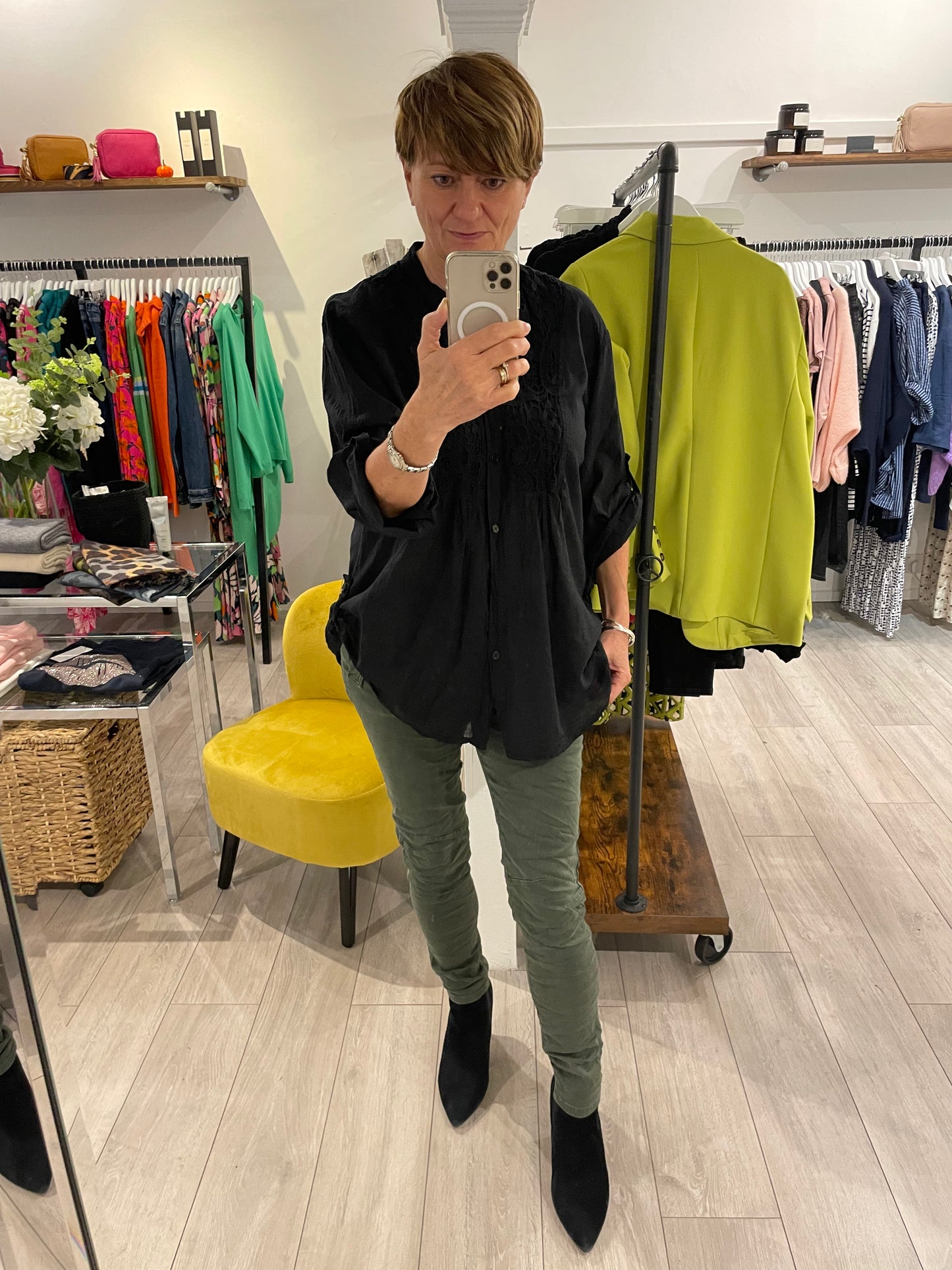 Melly & Co 4 Button Jeans | Khaki