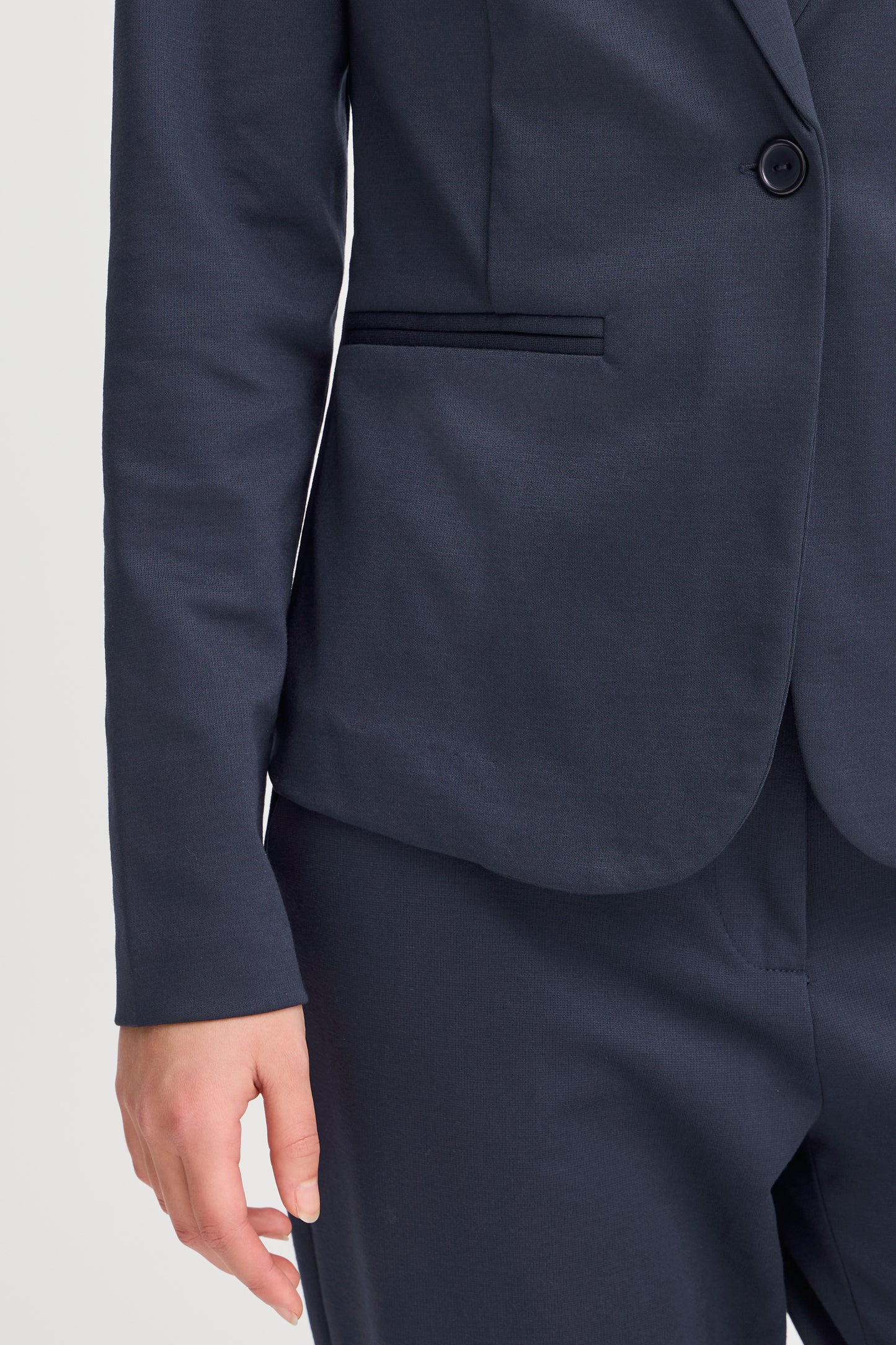 Ichi IhKate Blazer | Total Eclipse