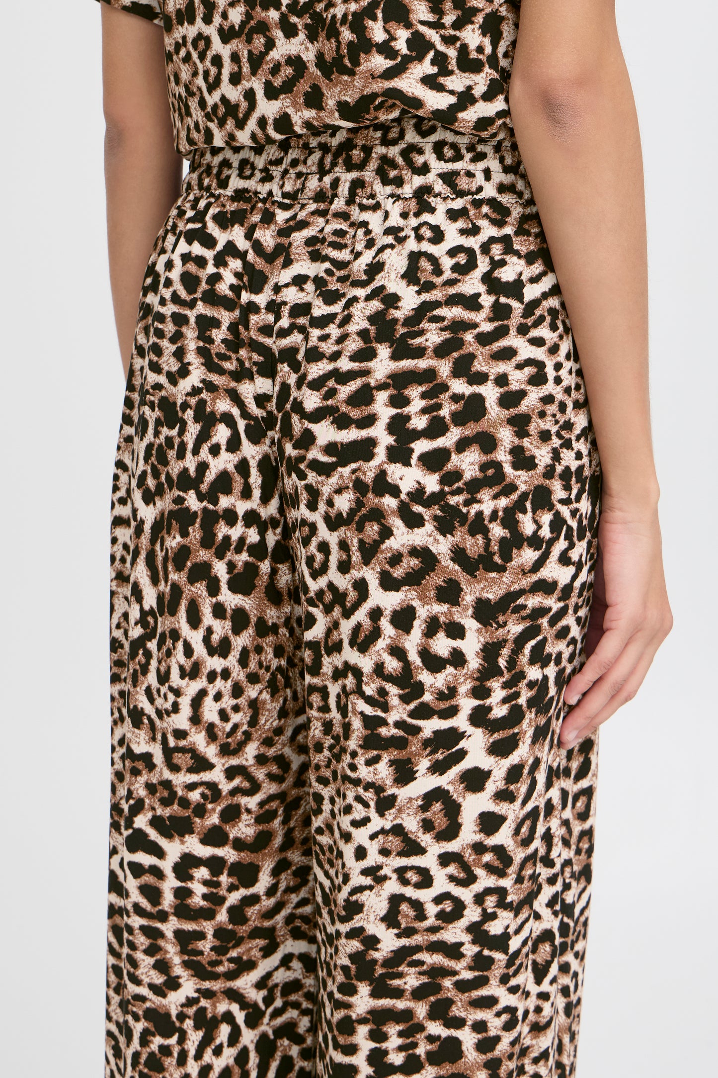 B Young Bymmjoella Crop Pants | Birch Leopard