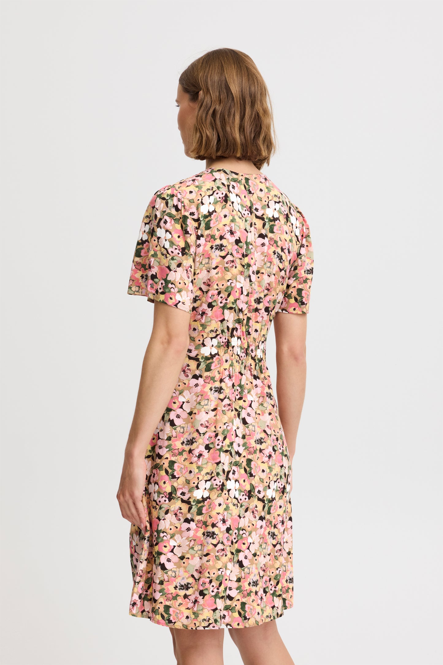 B Young Bymmjoella Short V-Neck Dress | Coral Blush Flower