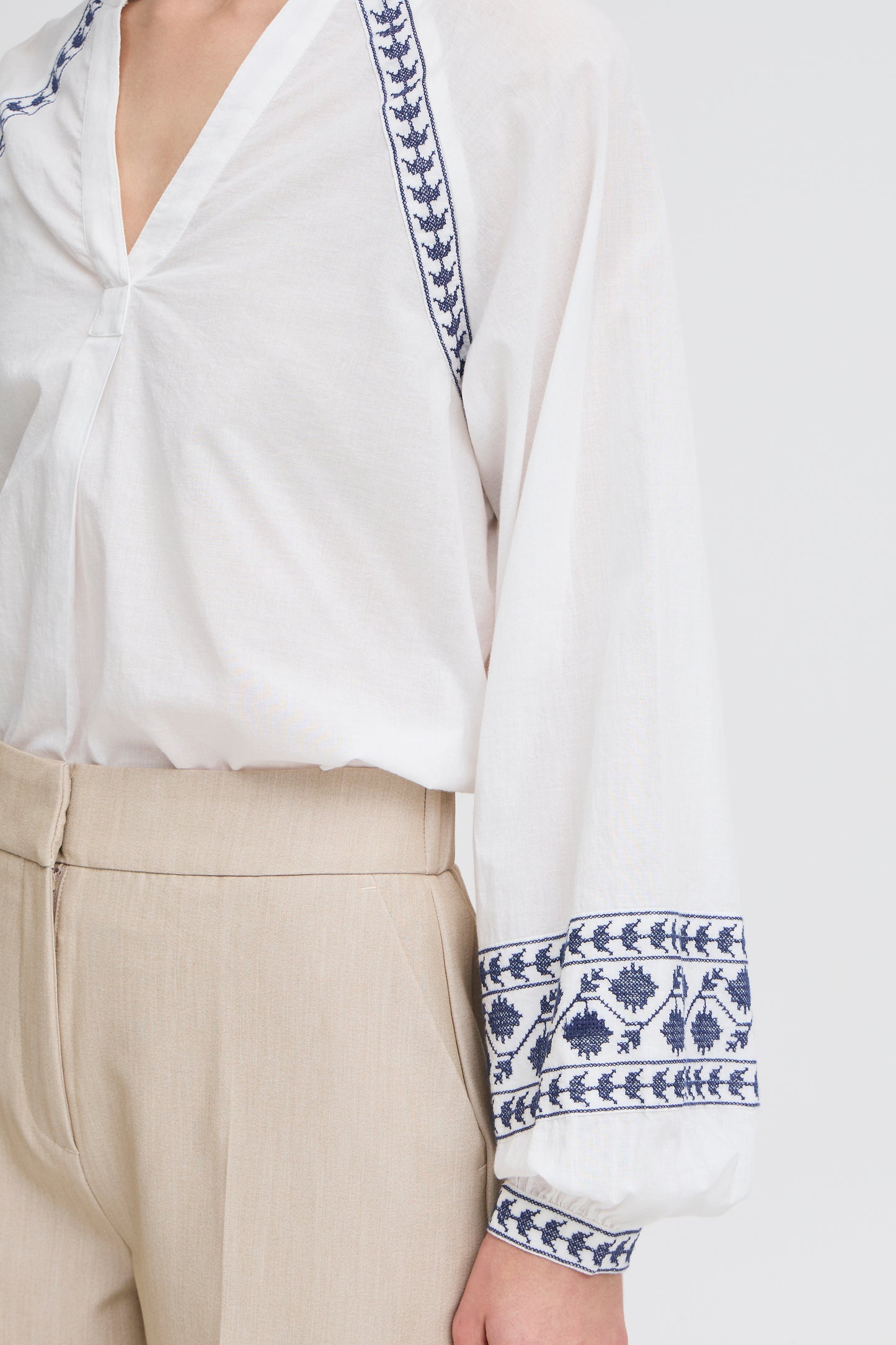 B Young Byjiya Embroidered Blouse | Marshmallow Mix