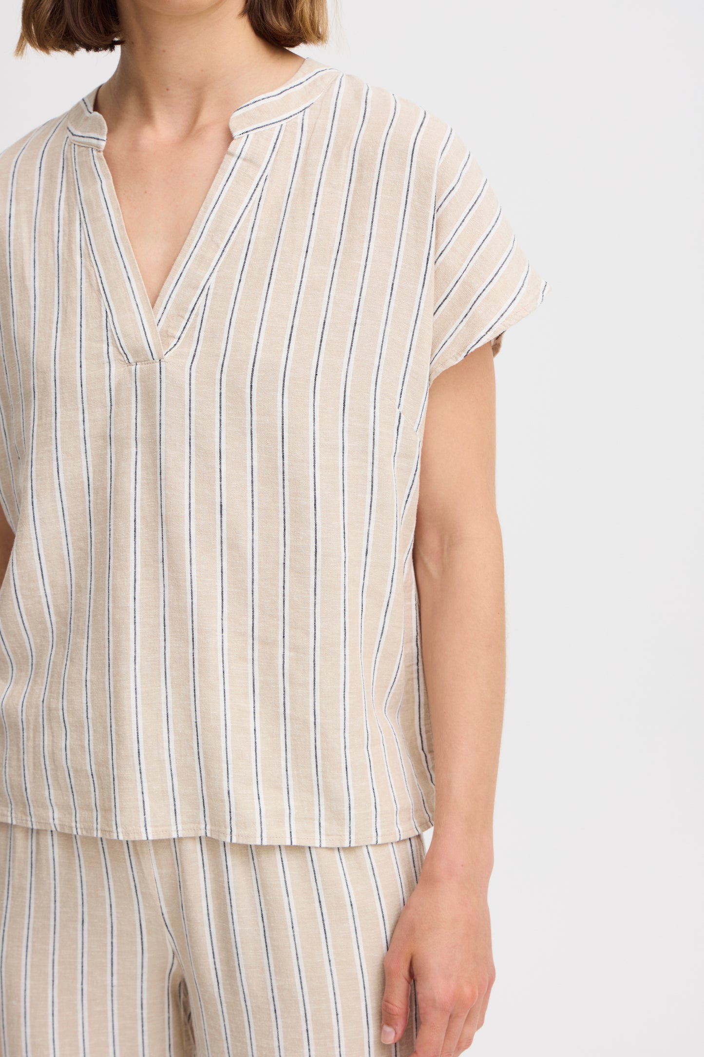 B Young Byfalakka V-Neck Blouse | Humus Stripe Mix