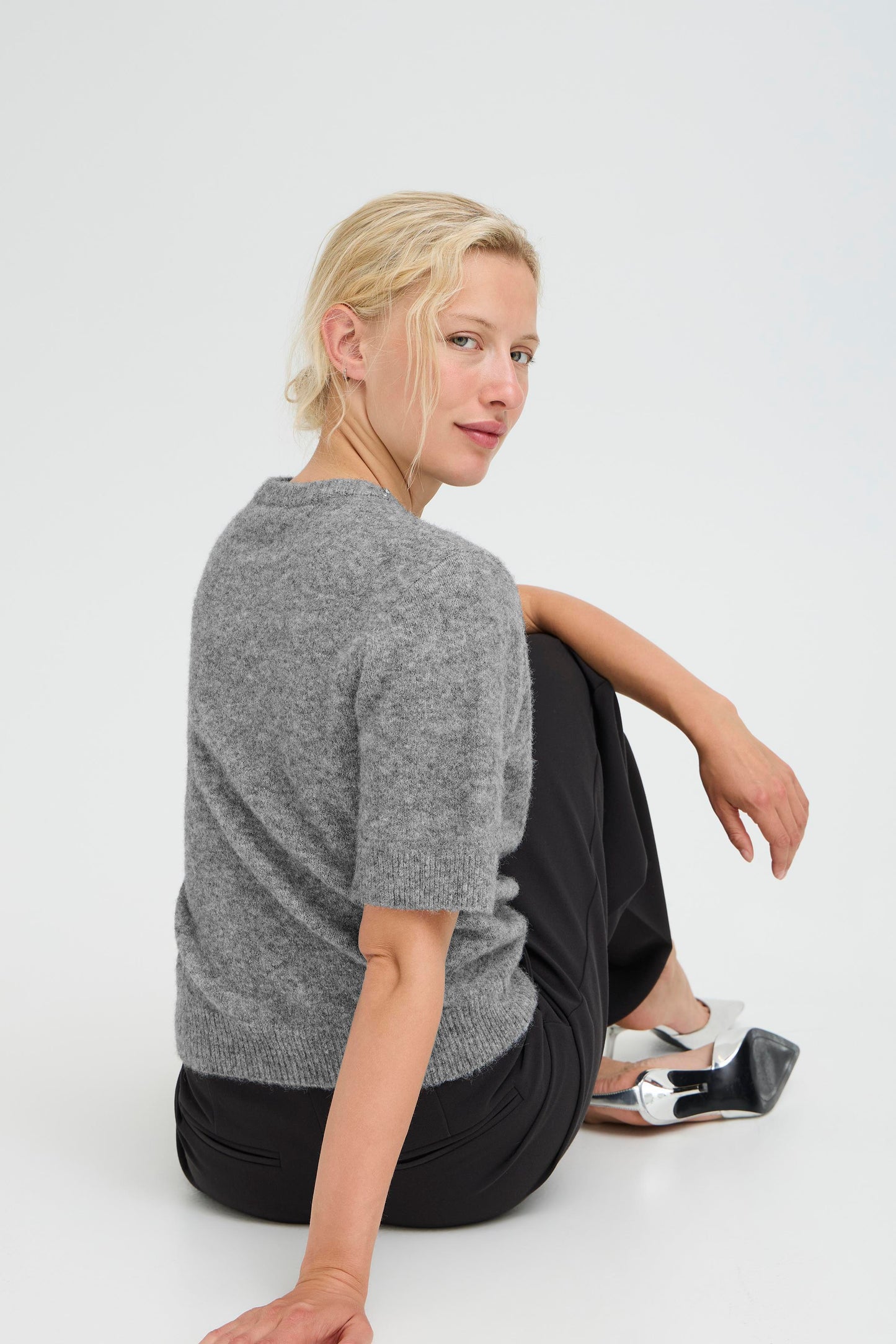 Byomea Rhinestone Short Sleeve Jumper | Mid Grey Melange