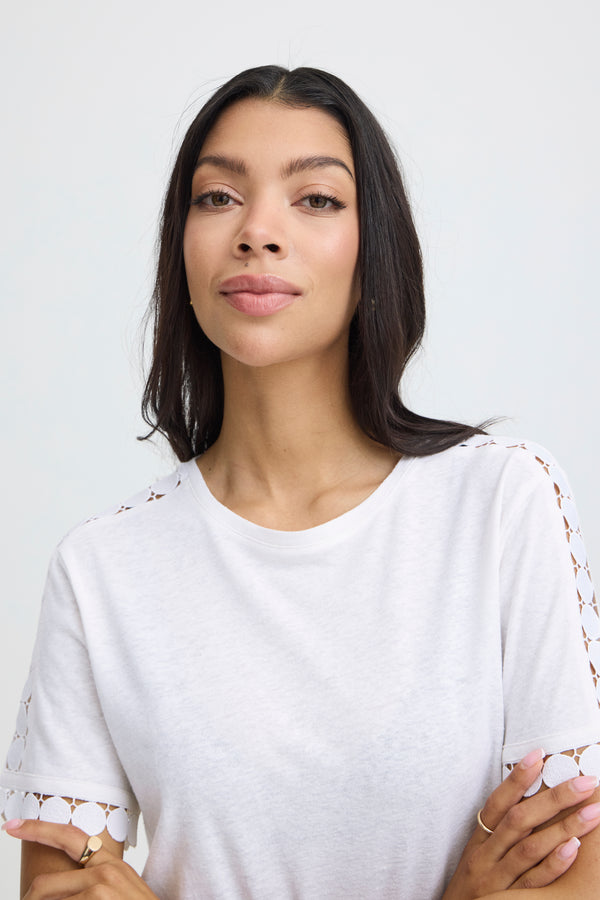 B Young Solta T-Shirt | Marshmallow