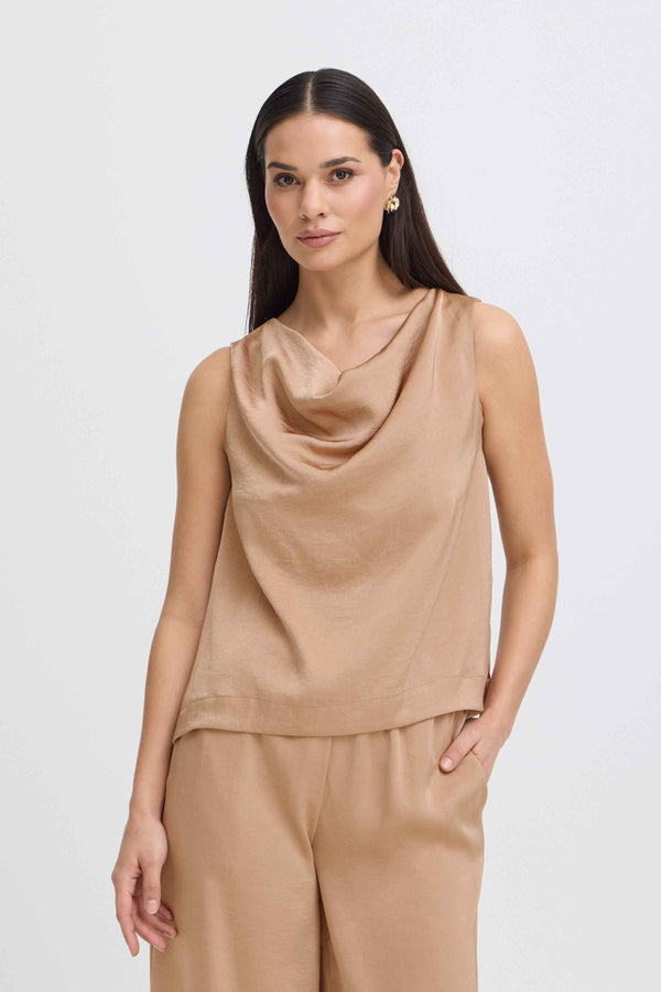 B Young Dacanna Top | Stucco