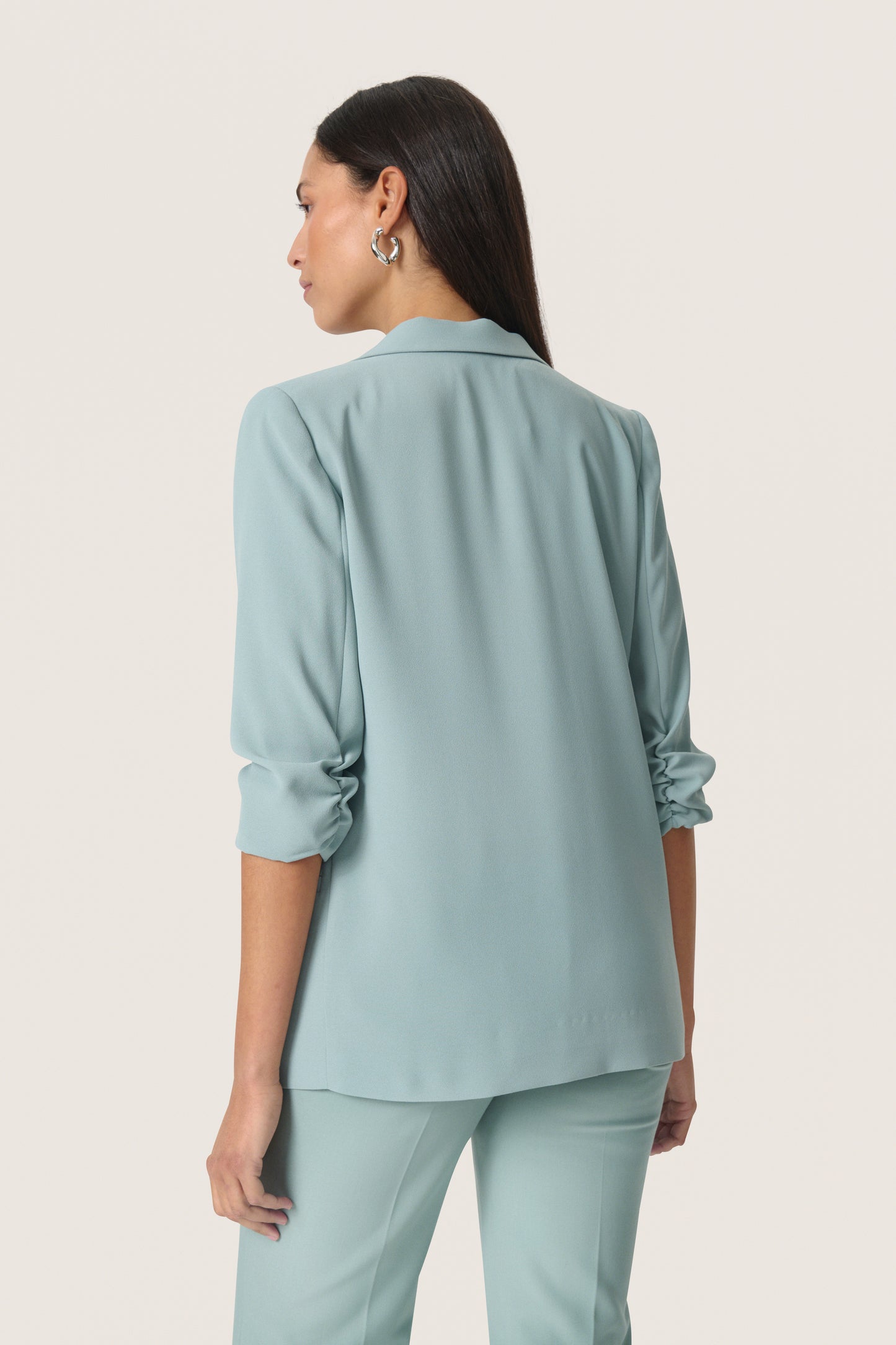 Soaked in Luxury Shirley Blazer | Silver Blue