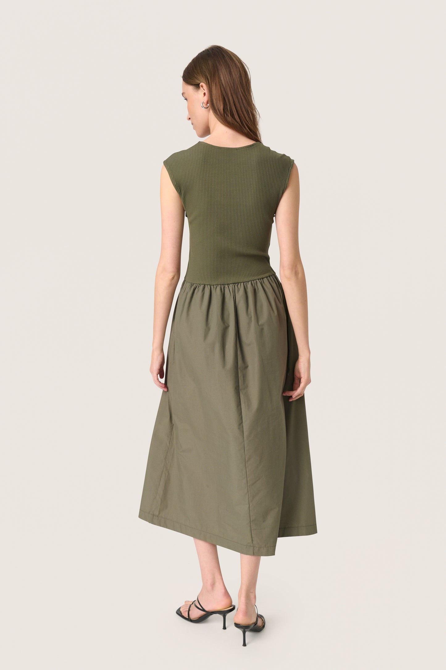 Soaked in Luxury Simone Phoebe Dress | Grape Leaf