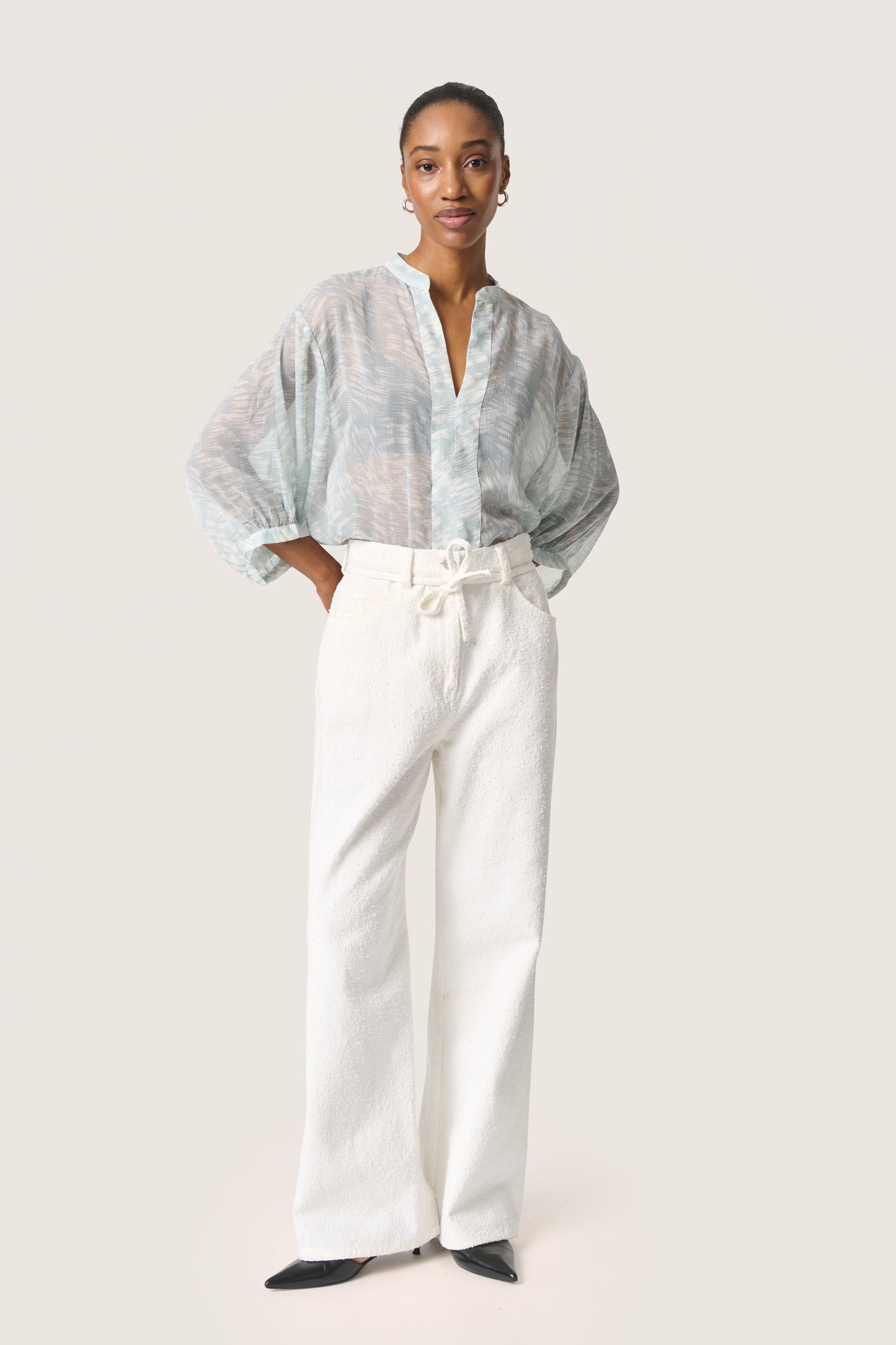 Soaked in Luxury Marta Amily Blouse | Silver Blue Stroke