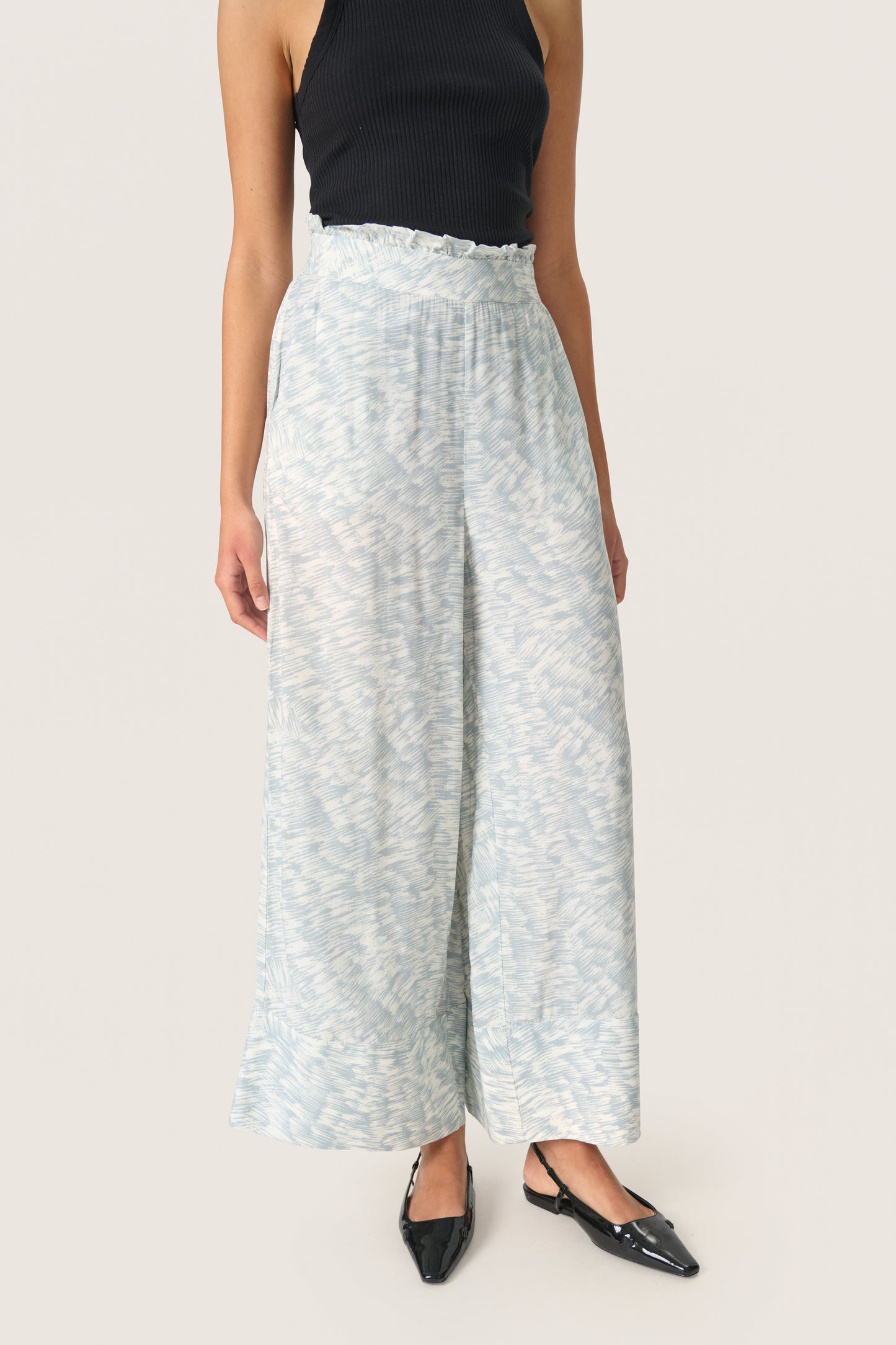 Soaked in Luxury Arjana Zaya Pants | Silver Blue Stroke