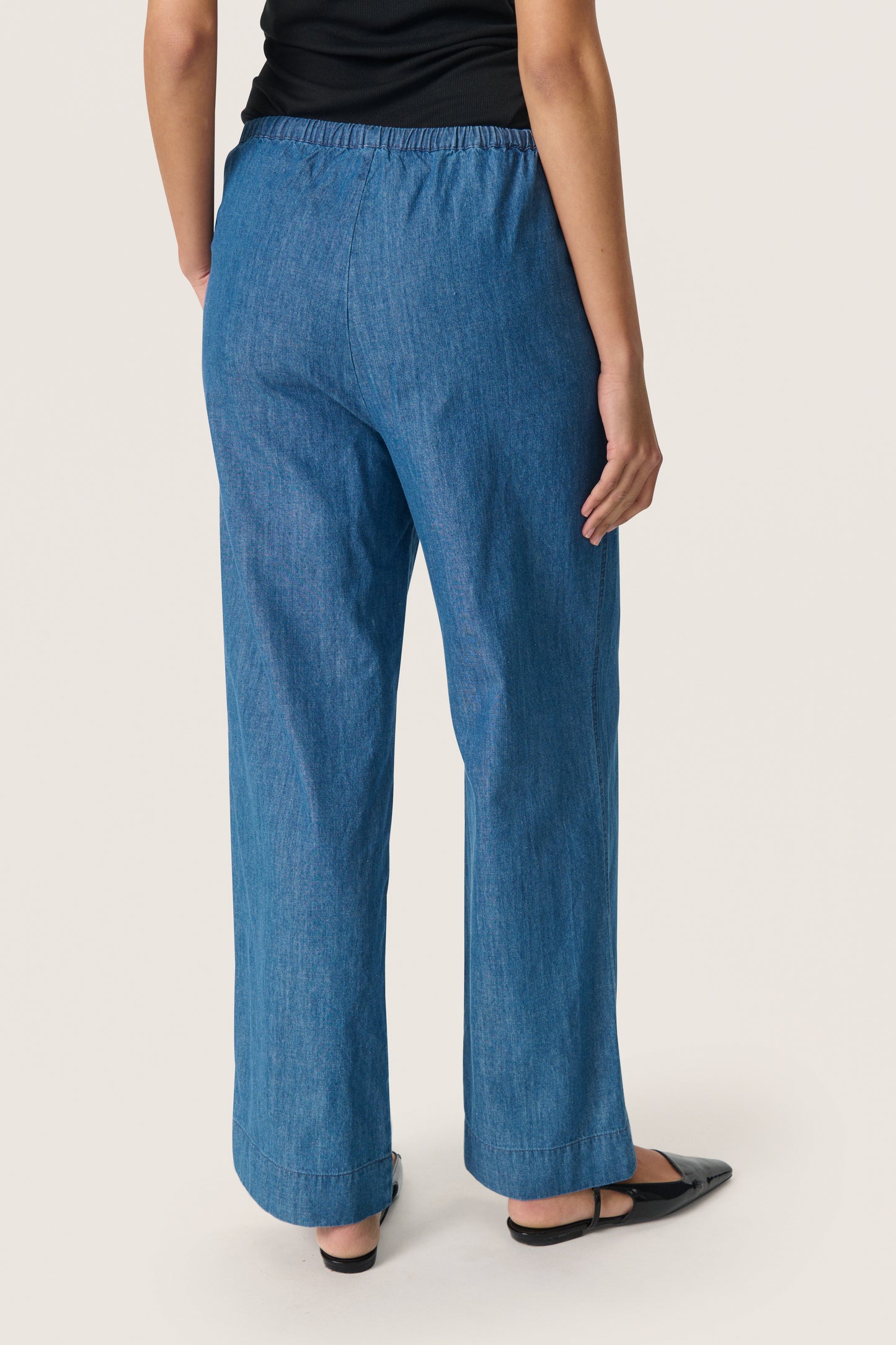 Soaked in Luxury Chamy Faustina Pants | Medium Blue Denim