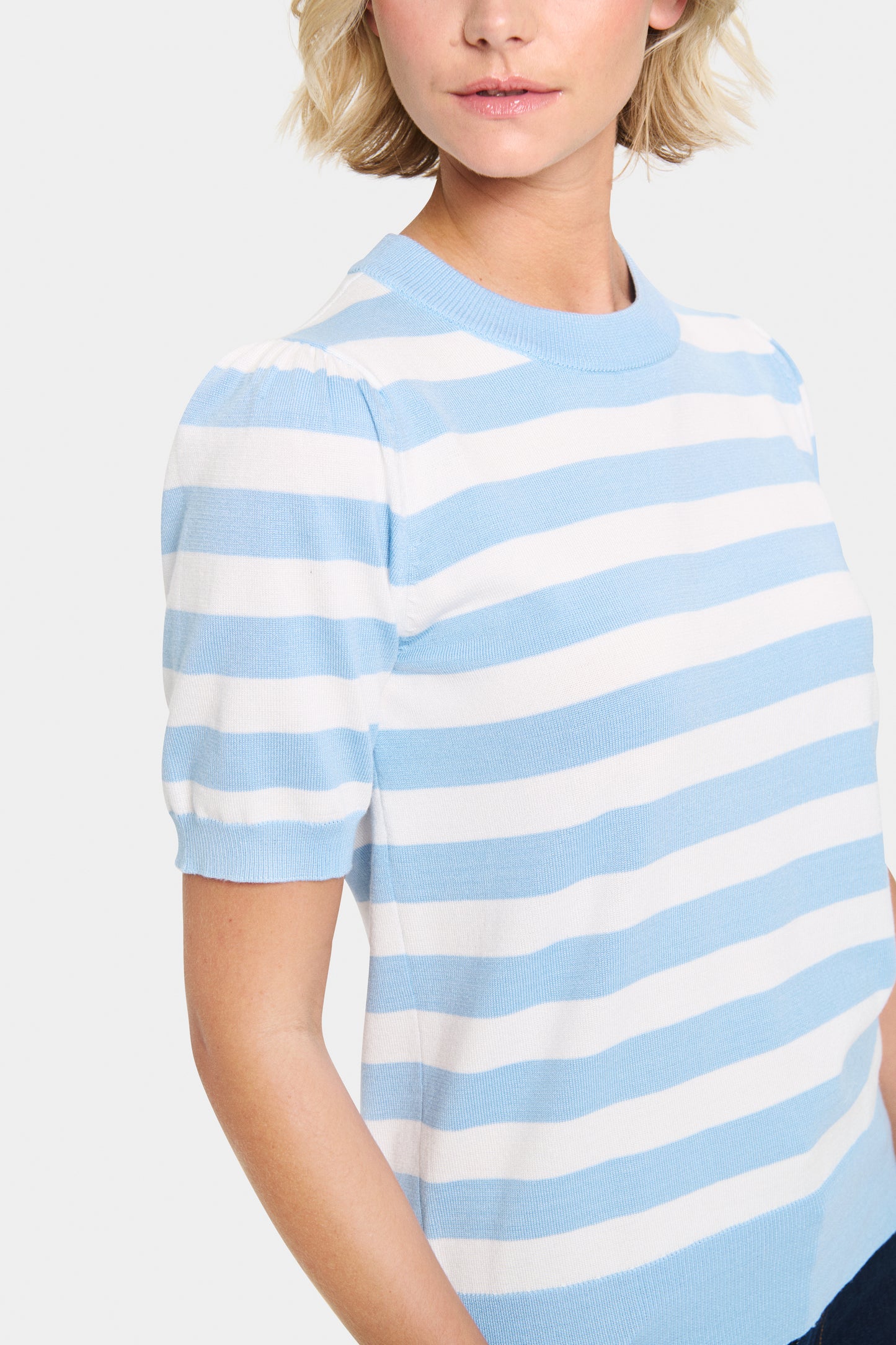 Saint Tropez Mila Block Stripe Pullover | Airy Blue Ice Block Stripe