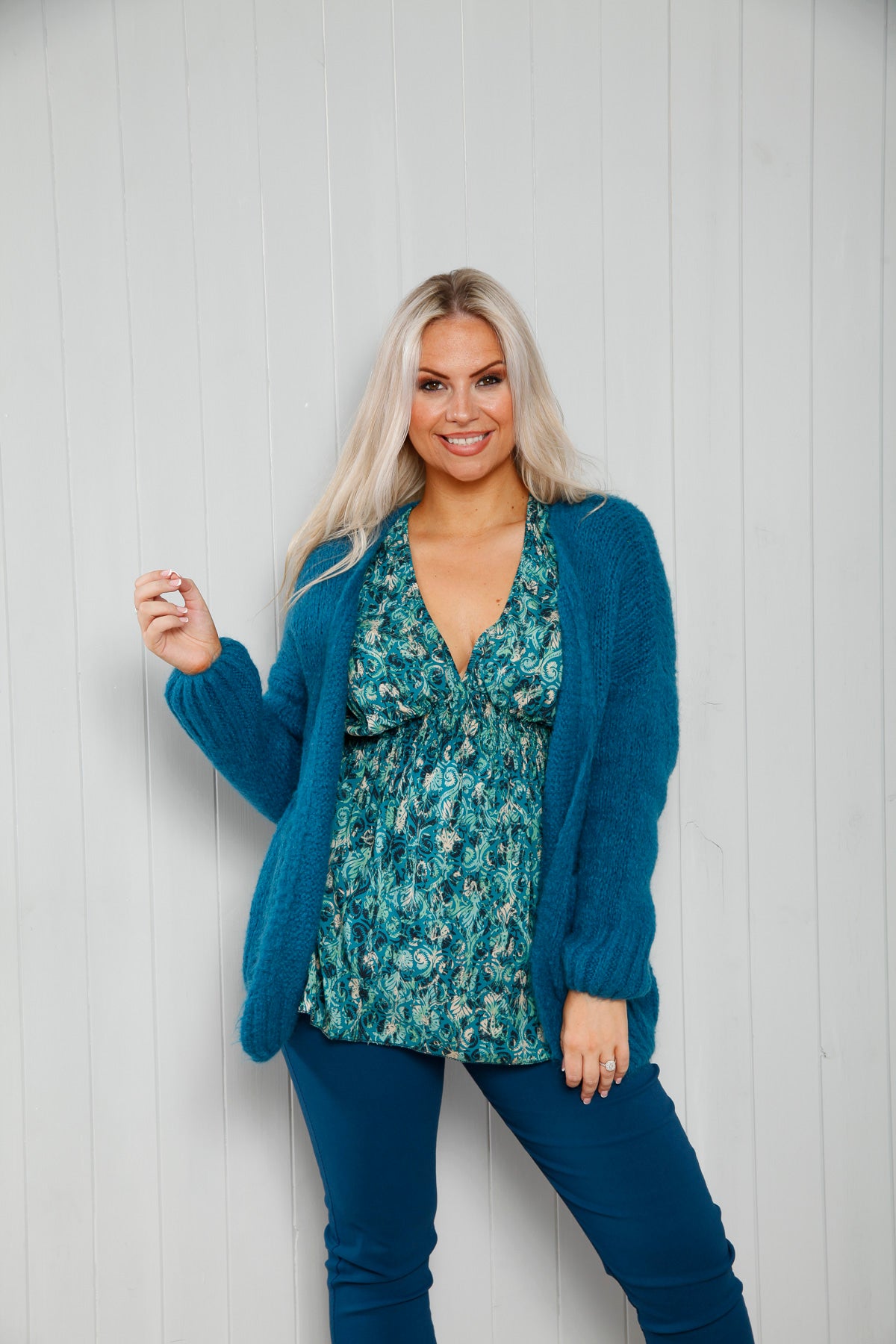 Woollen Pocket Chunky Cardigan Teal