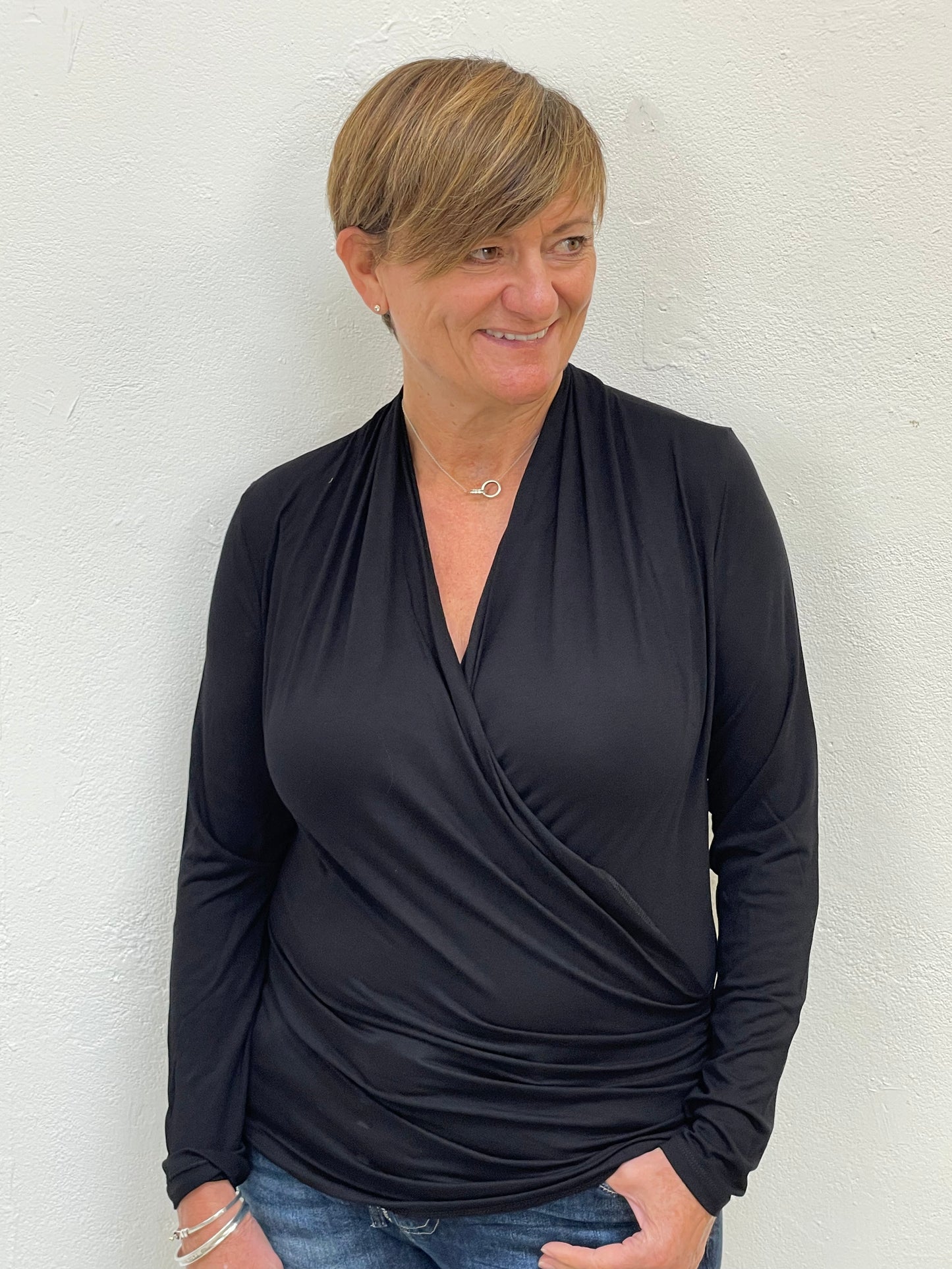 Saint Tropez Vigga Wrap Top | Black