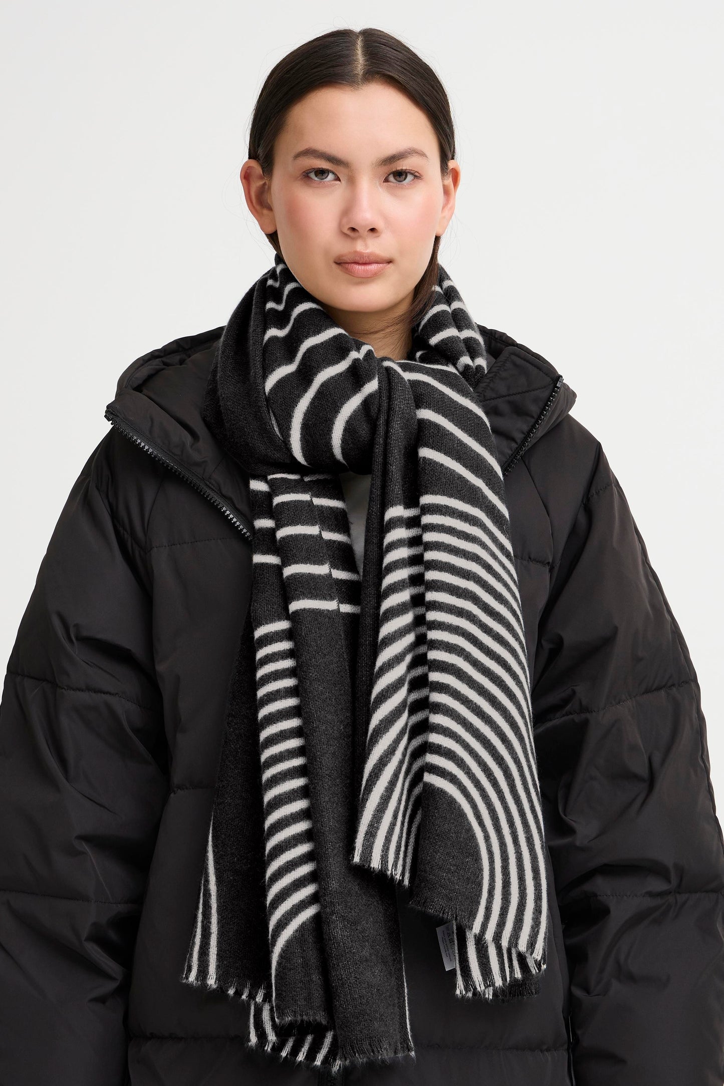 Ialana Scarf | Black