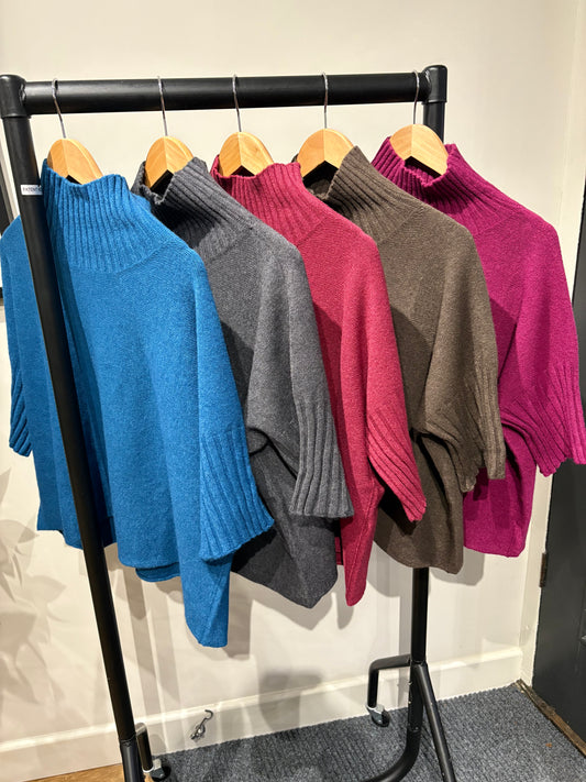 Turtle-Neck Boxy 3/4 Sleeve Jumper