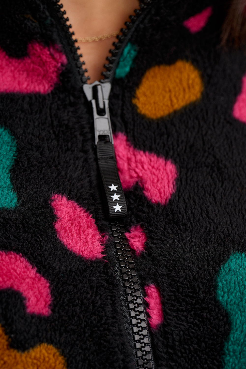 Hartley Zip Up Fleece | Black