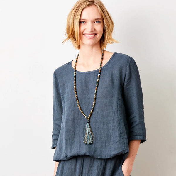 Suzy D Sonita Linen Bubble Hem Top | Antracite