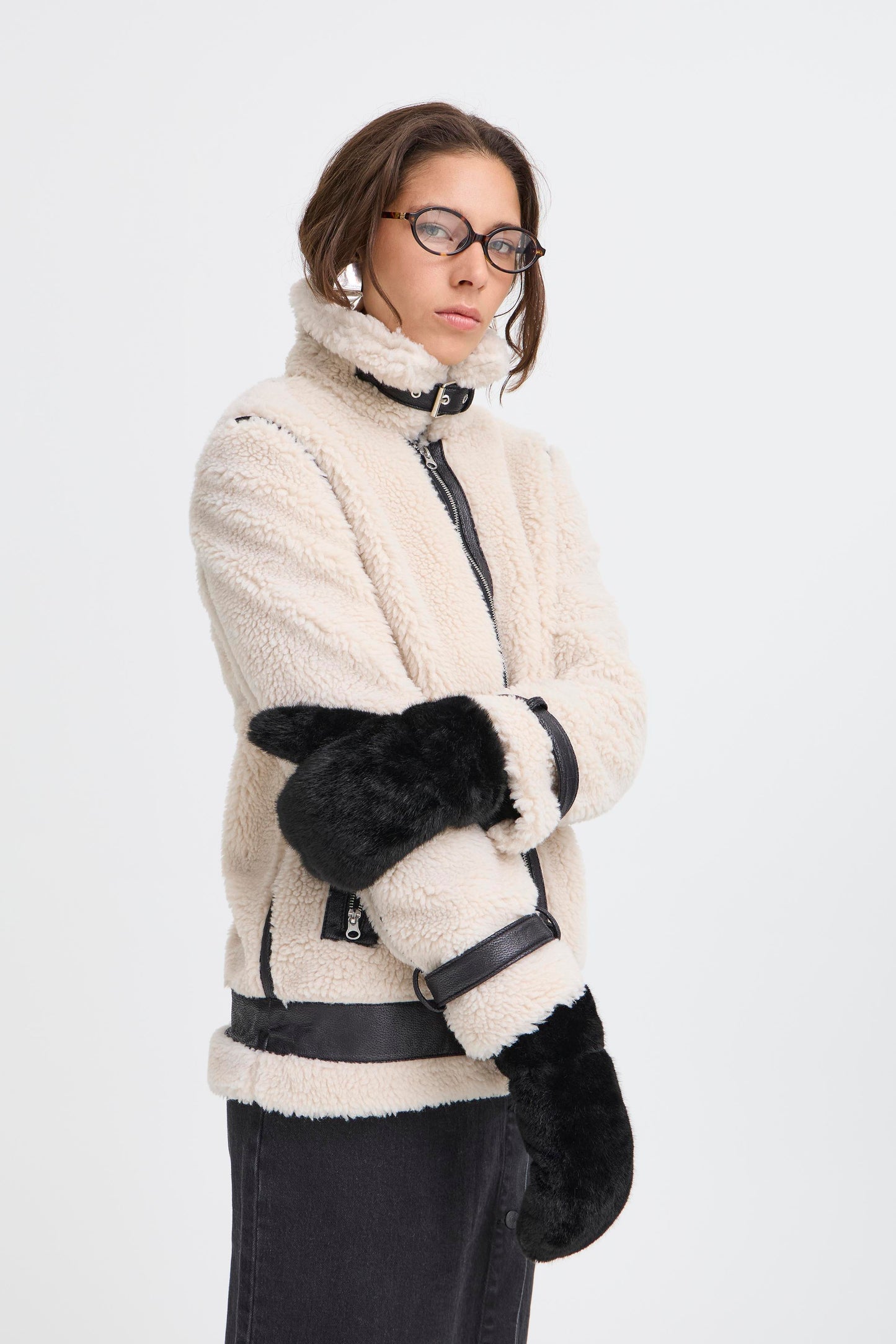 Bywolfie Mittens | Black