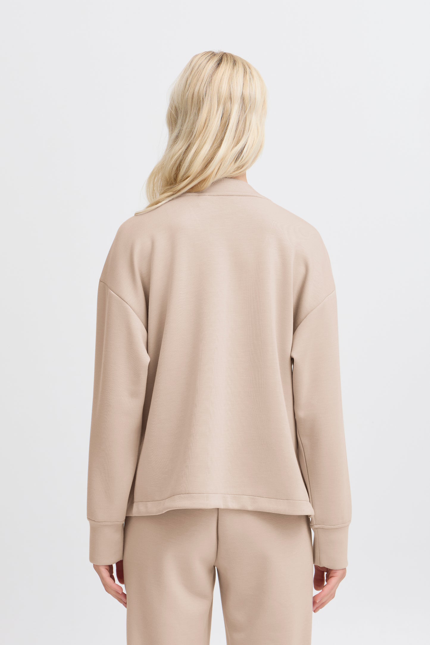 Bypusti V-Neck Cropped Top | String