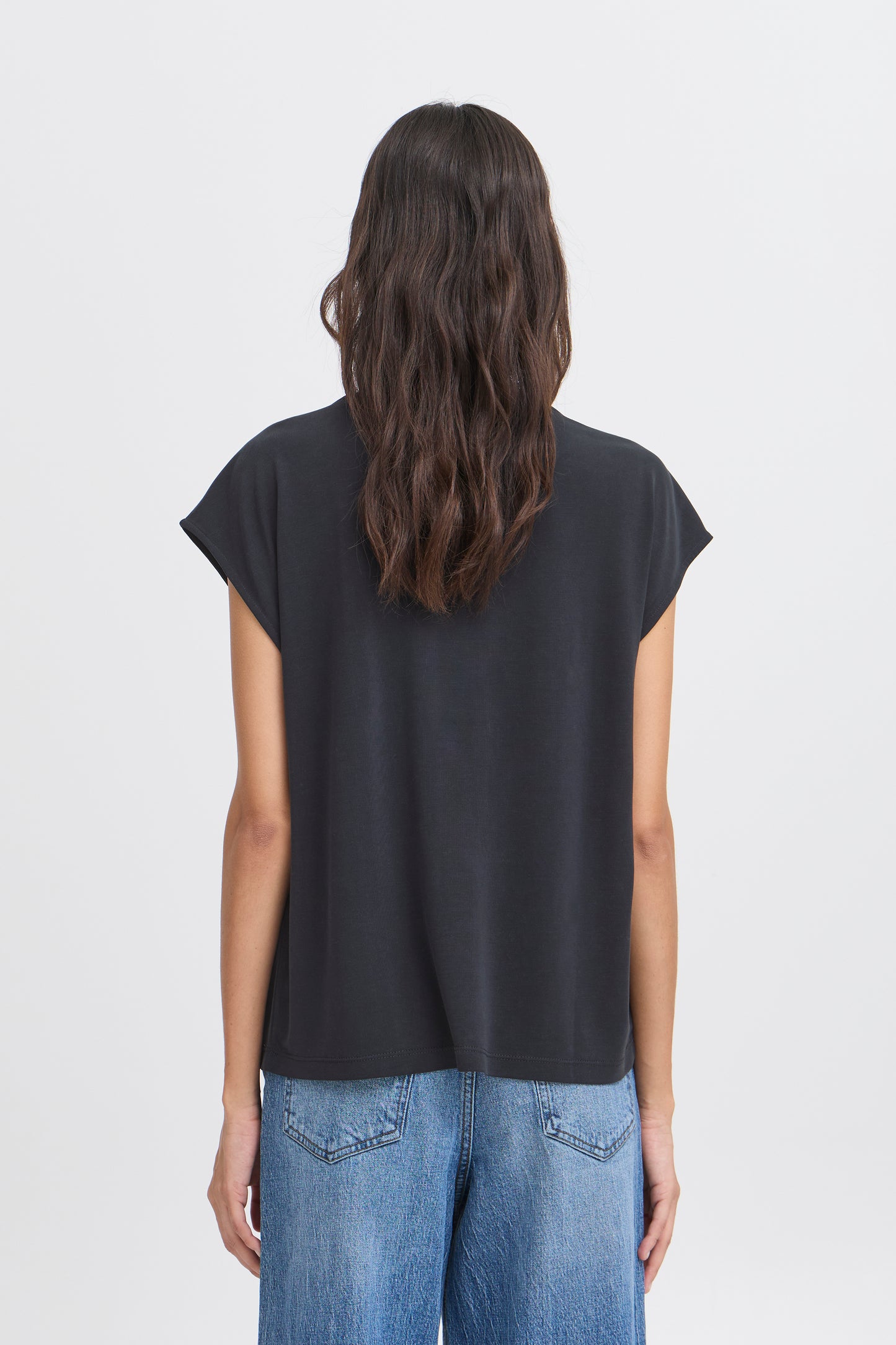 B Young Byperl Pleat Tee | Black