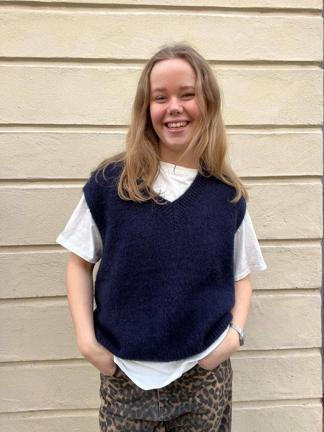 Tessa Knitted Mohair Mix Vest | Navy