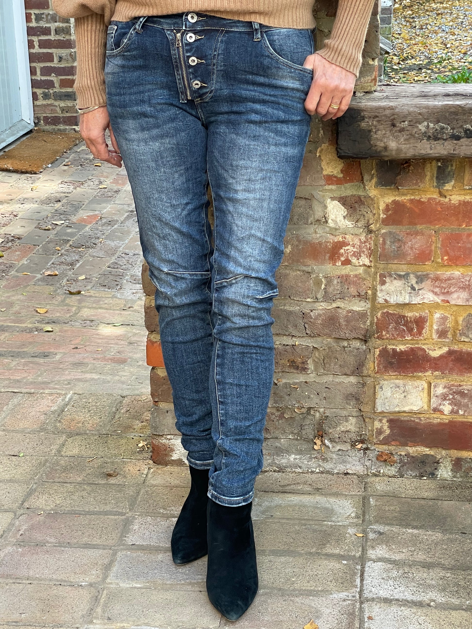 4 button best sale skinny jeans