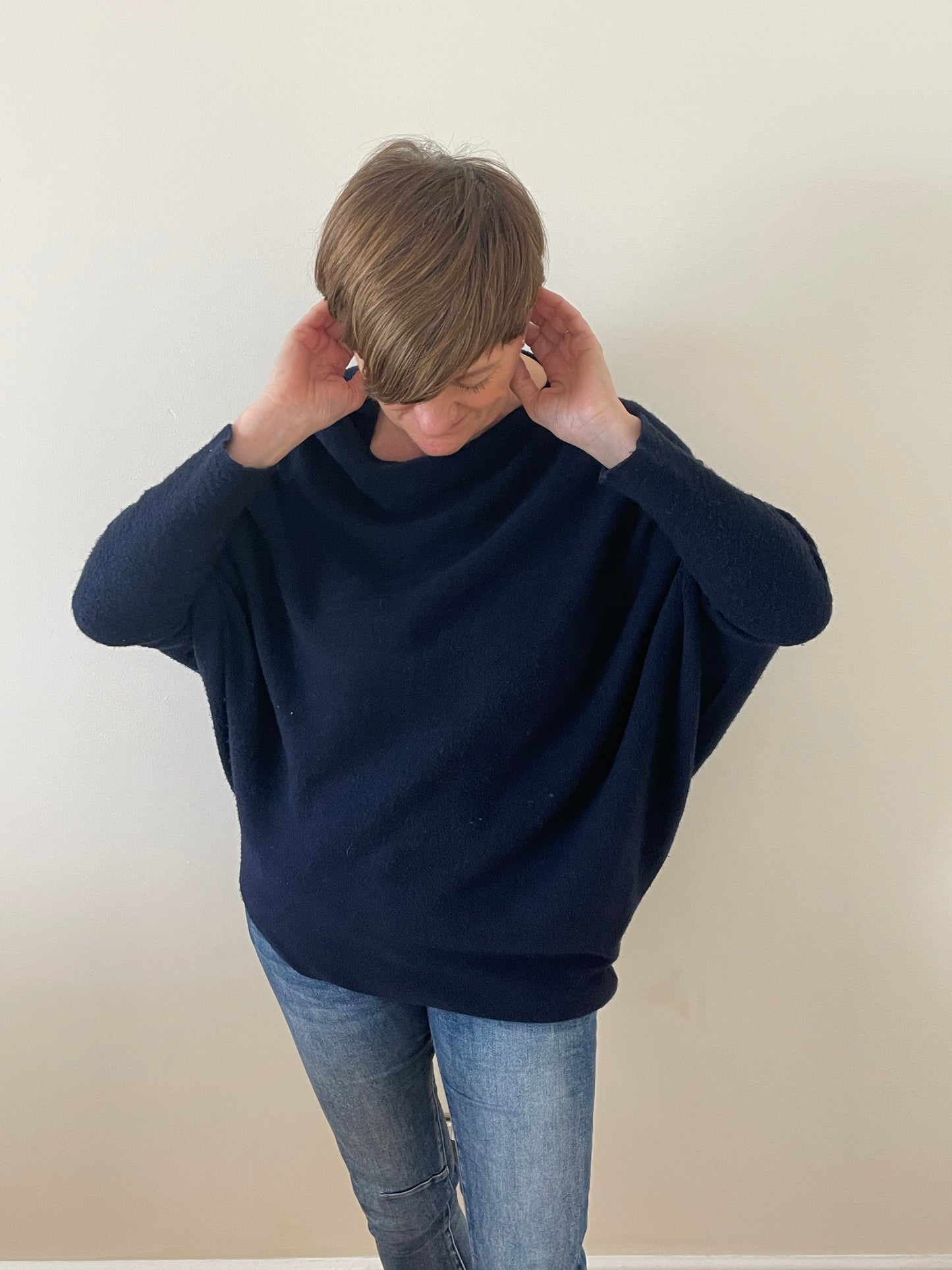 Asymmetric Jumper | Navy
